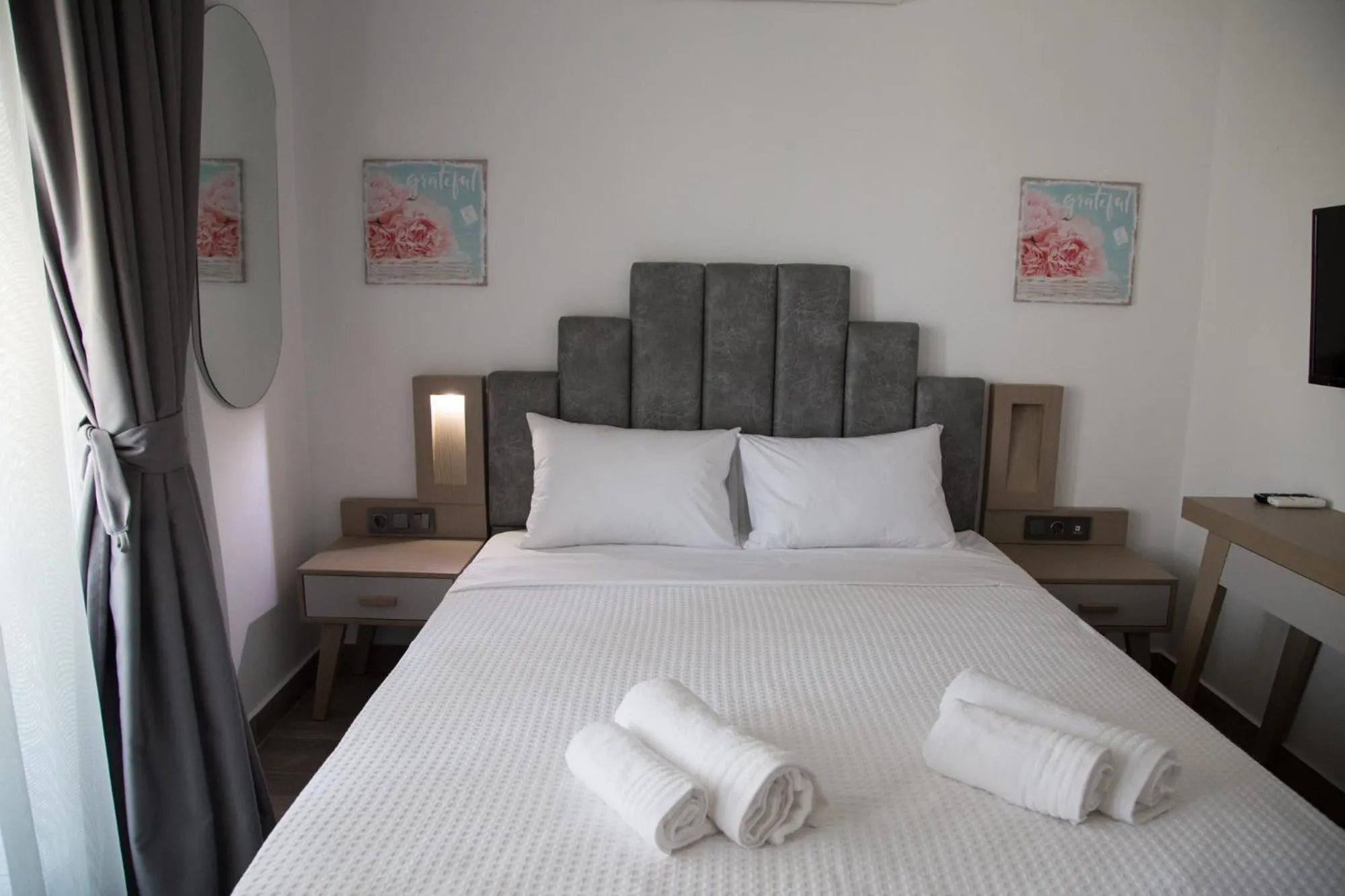 Bedroom, Bed in Amalia Rooms Sea View