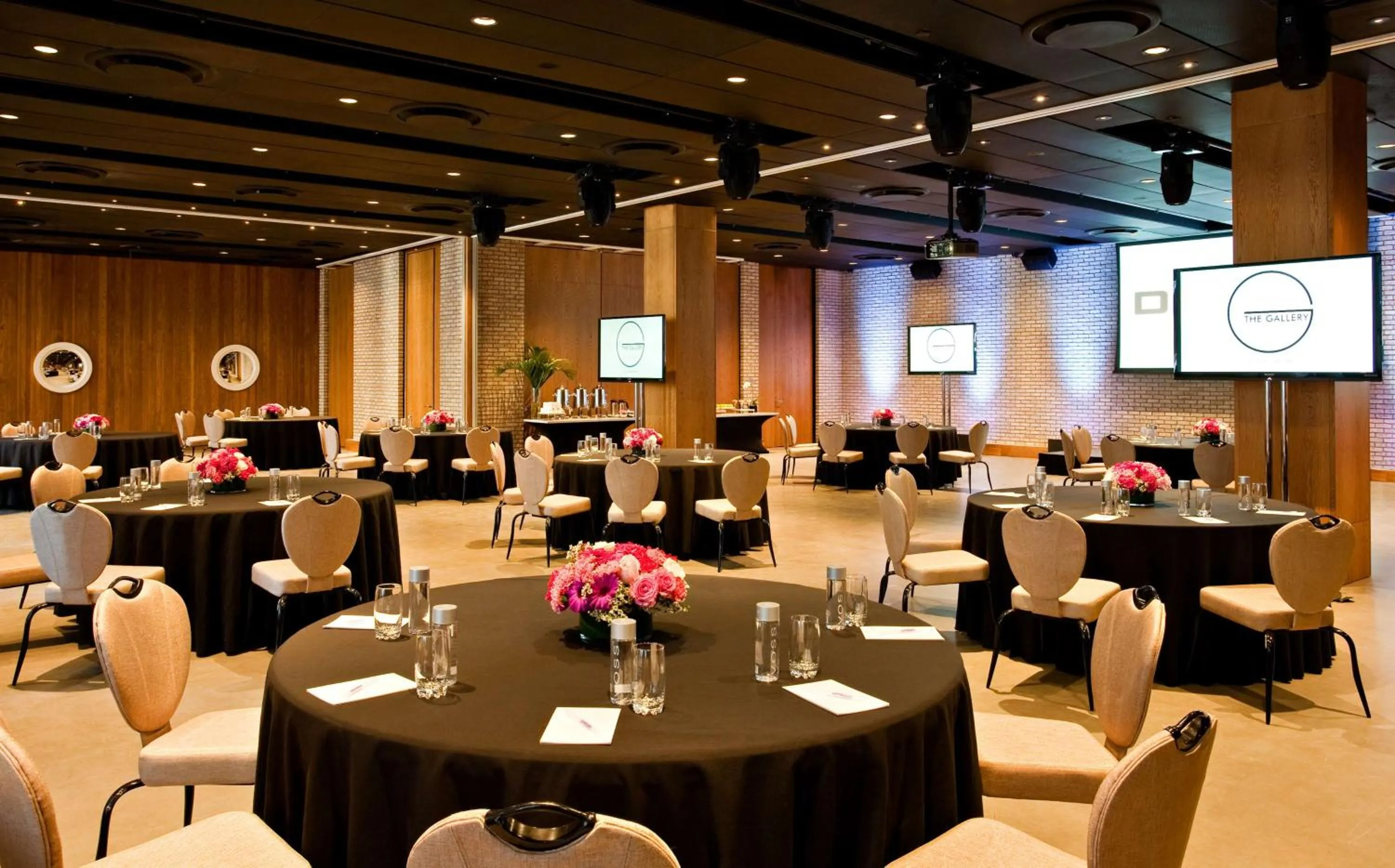 Meeting/conference room in Dream Downtown, by Hyatt
