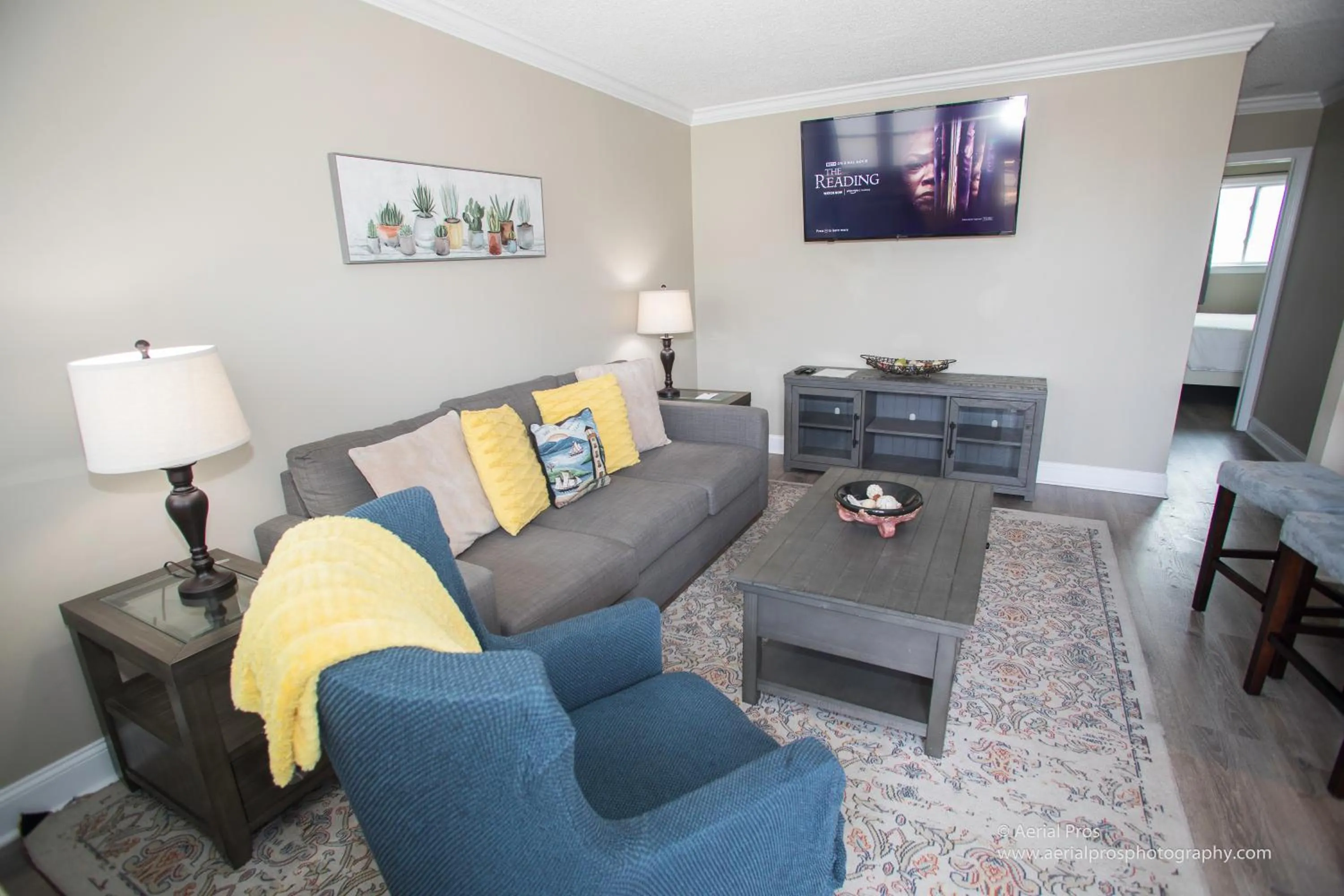 Living room in Kenny's Tipperary Inn