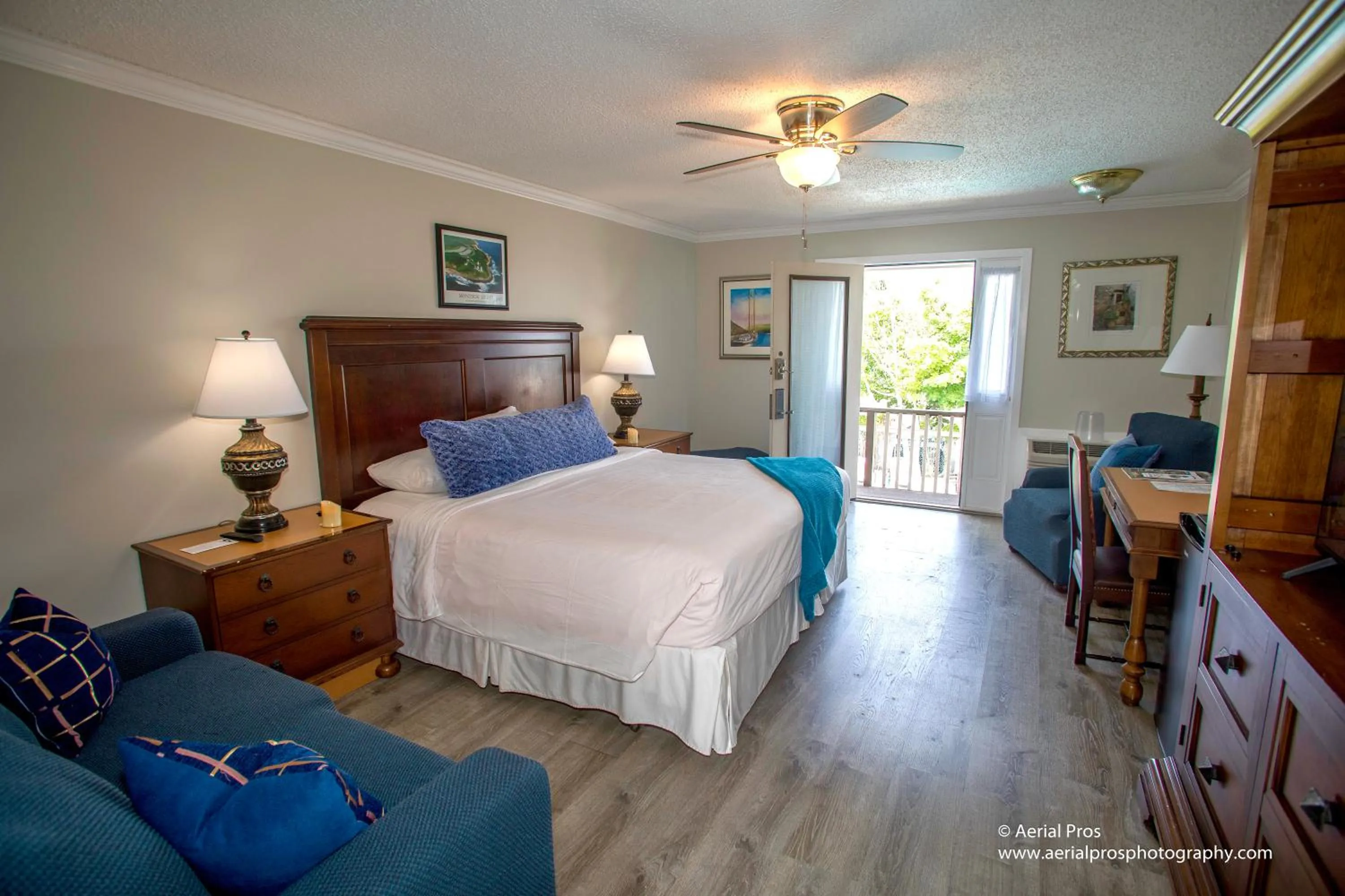 Bed in Kenny's Tipperary Inn