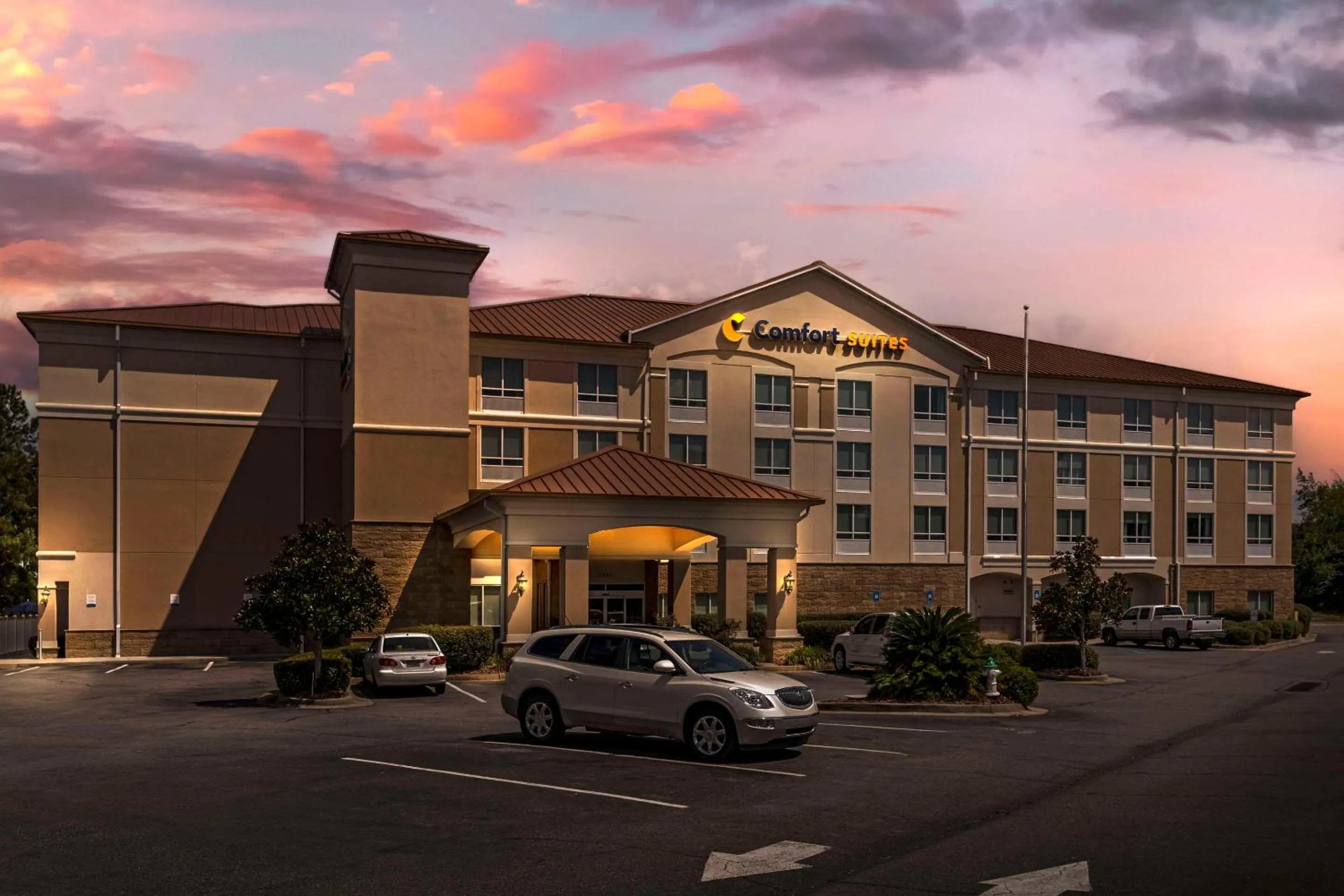 Property building in Comfort Suites Valdosta Mall Area