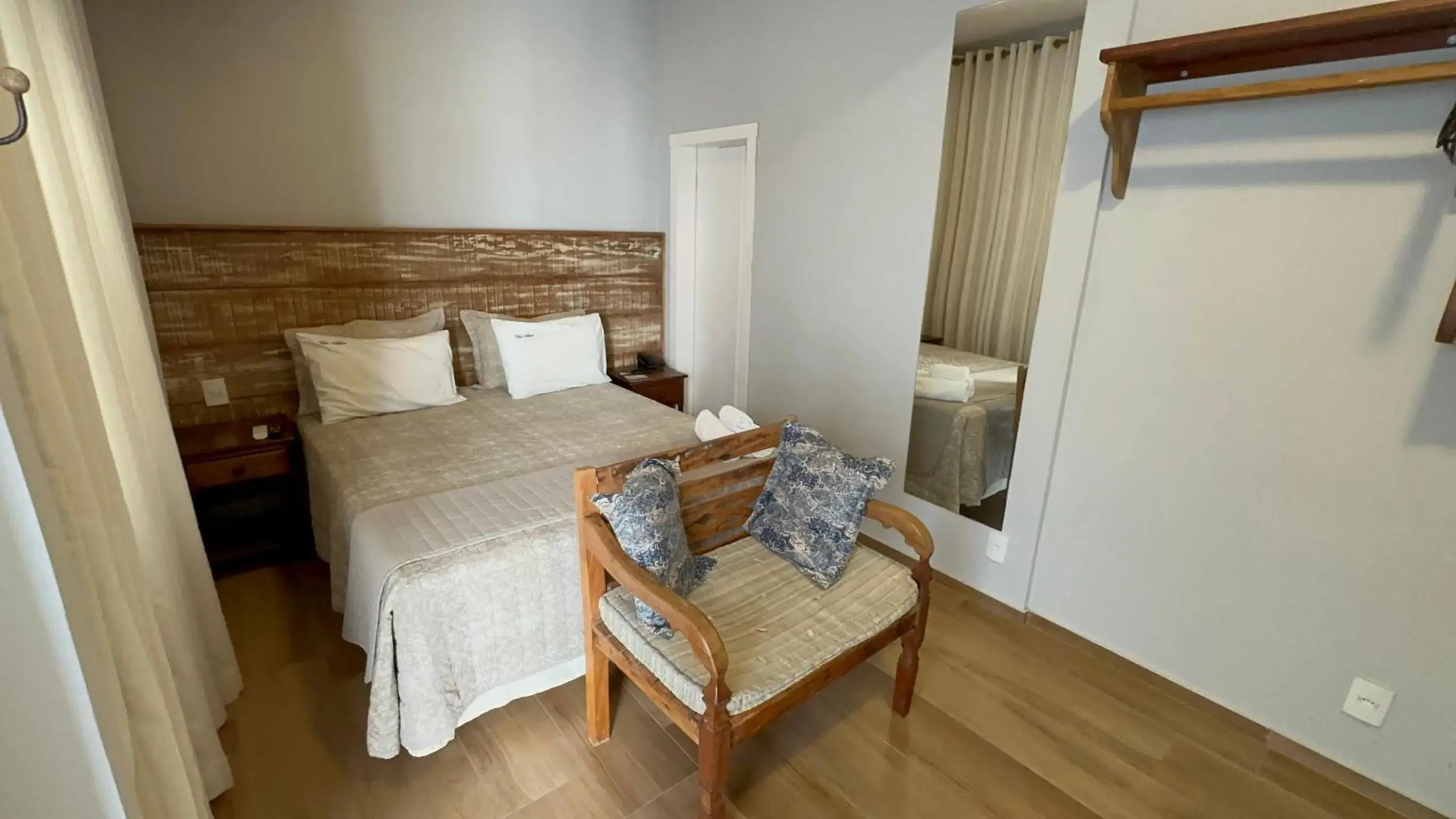 Standard Queen Room in Pousada Villa Alferes Standard Queen Room in Pousada Villa Alferes