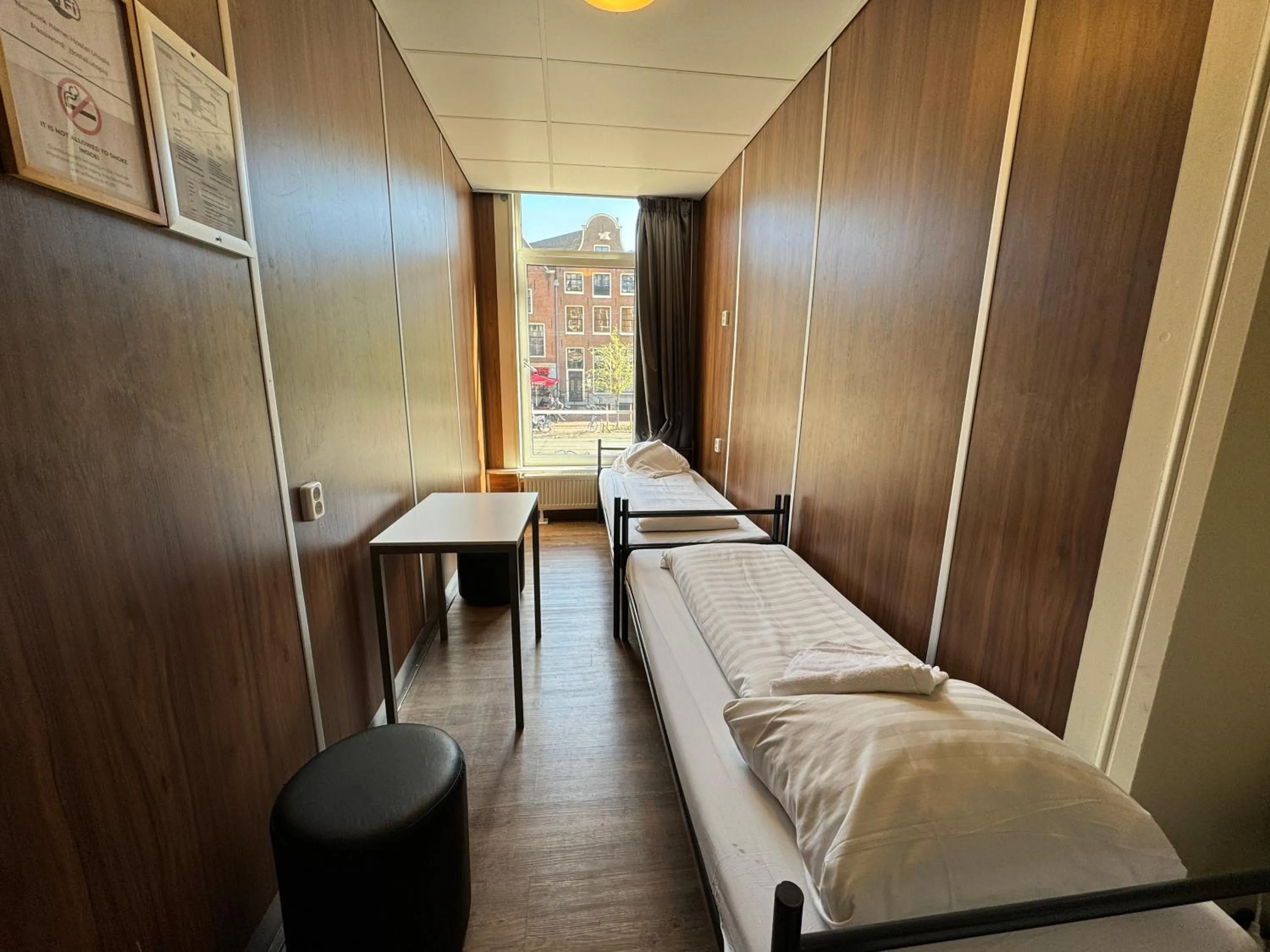 Bedroom, Bed in Hostel Utopia