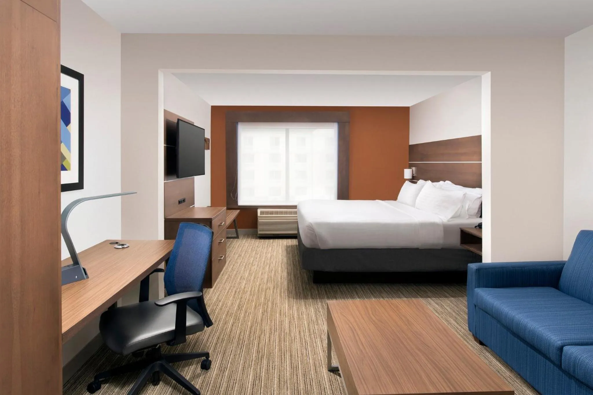 Photo of the whole room, Bed in Holiday Inn Express & Suites Baltimore - BWI Airport North by IHG