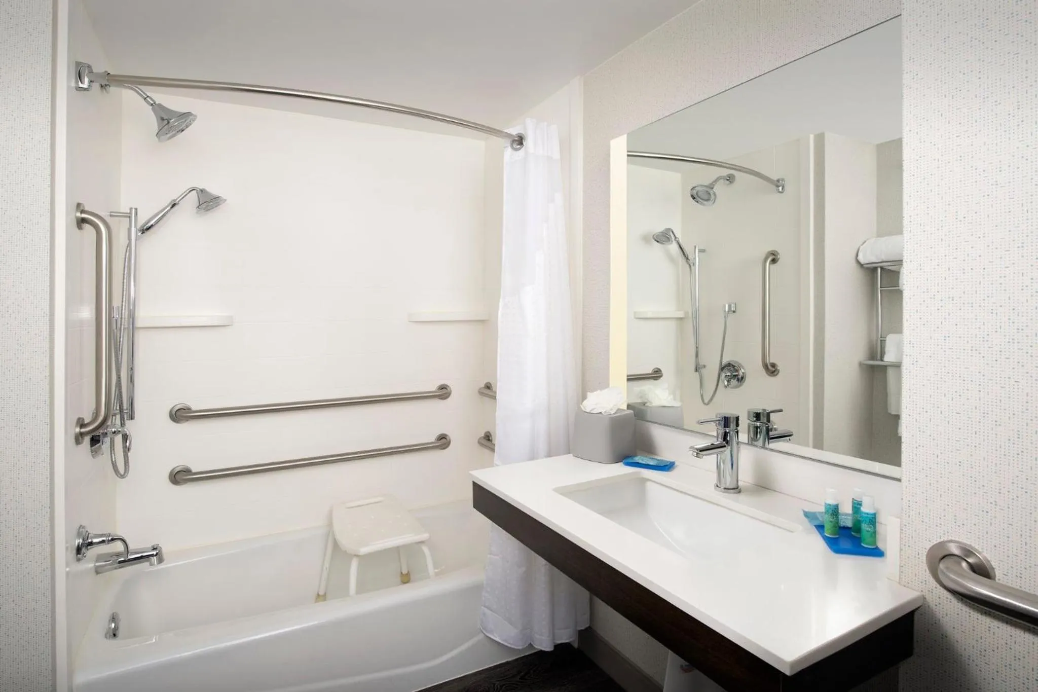 Bathroom in Holiday Inn Express & Suites Baltimore - BWI Airport North by IHG