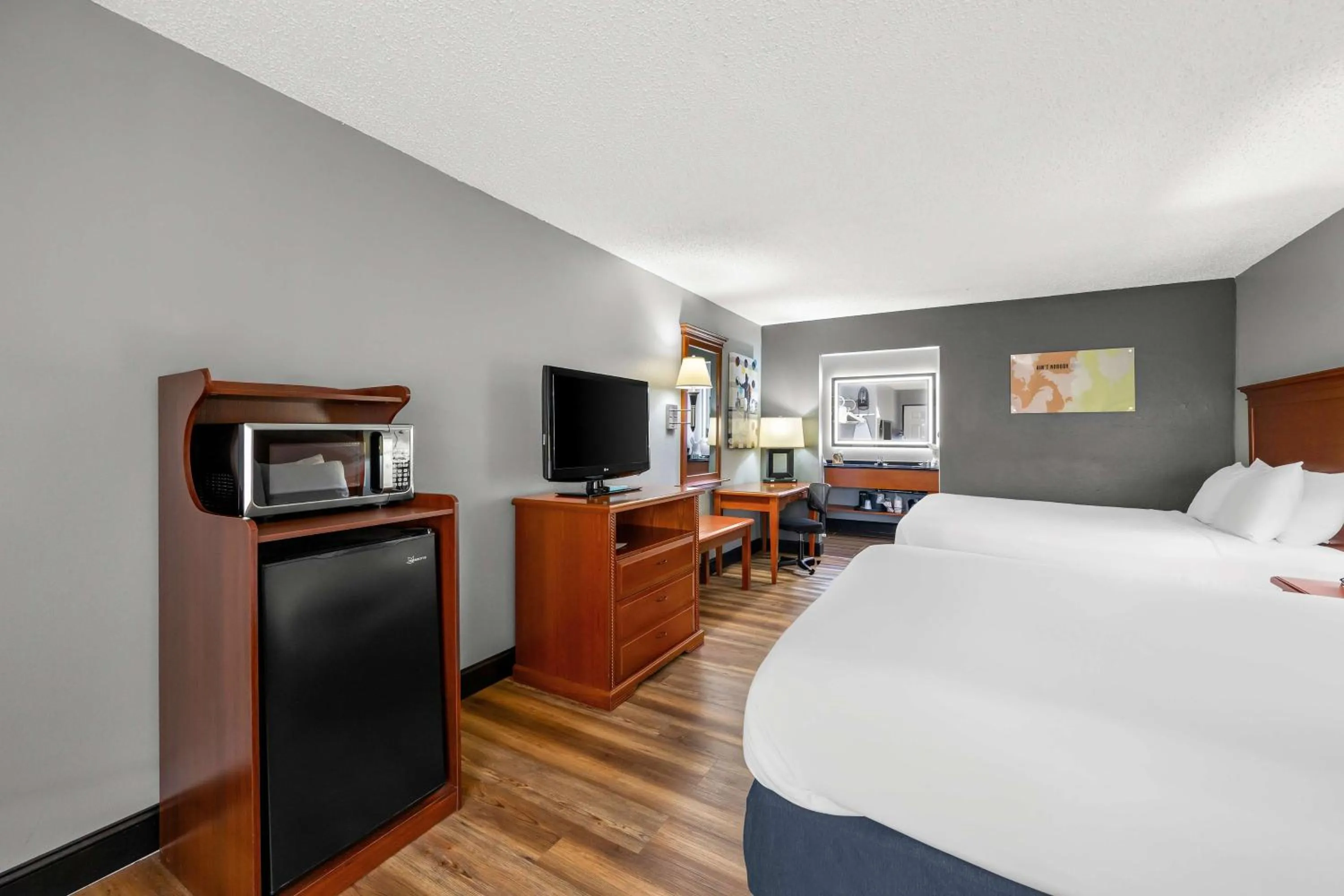 Bedroom, Bed in Best Western Corbin Inn