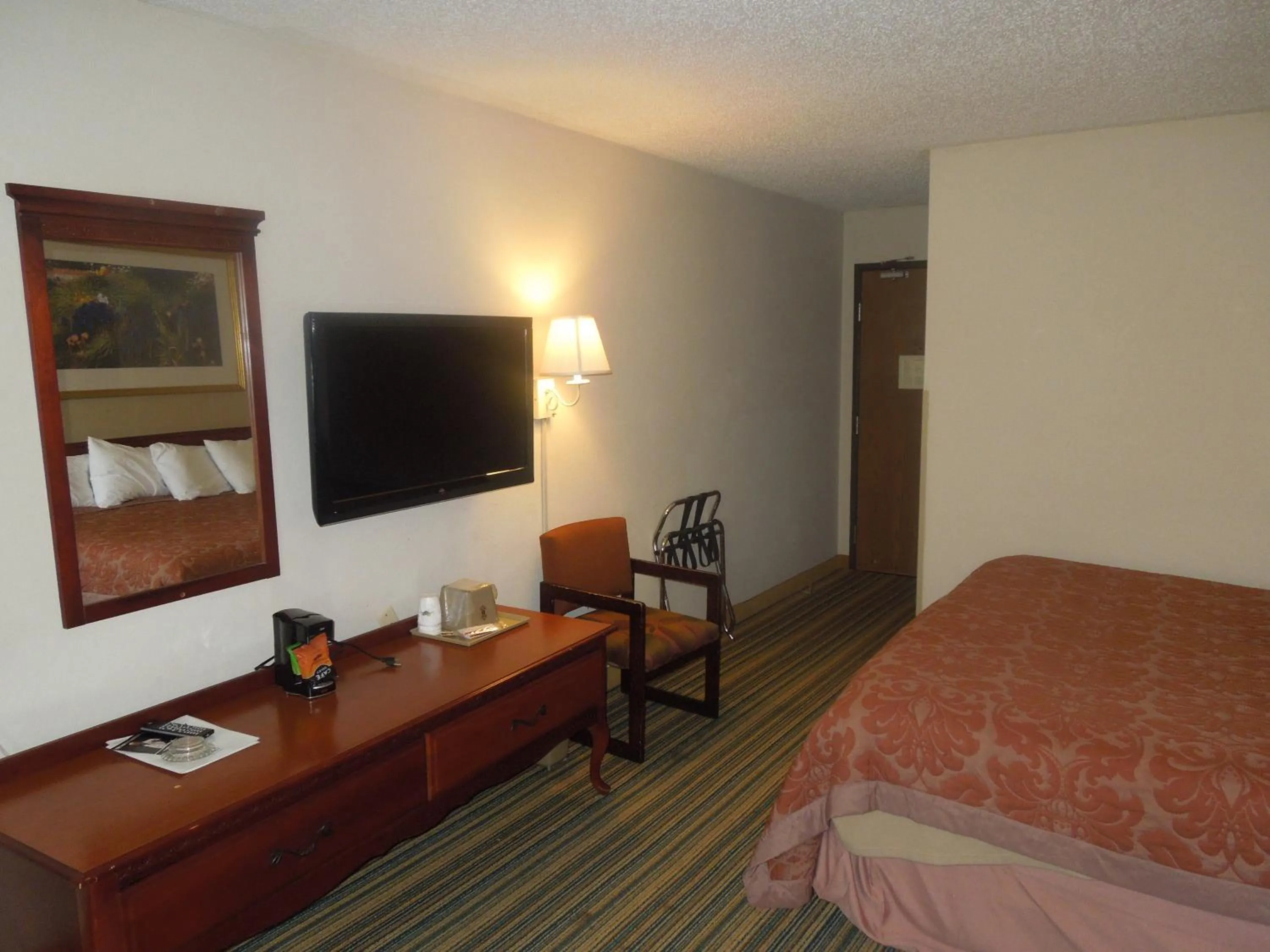 Bed in Super 8 by Wyndham Waldorf