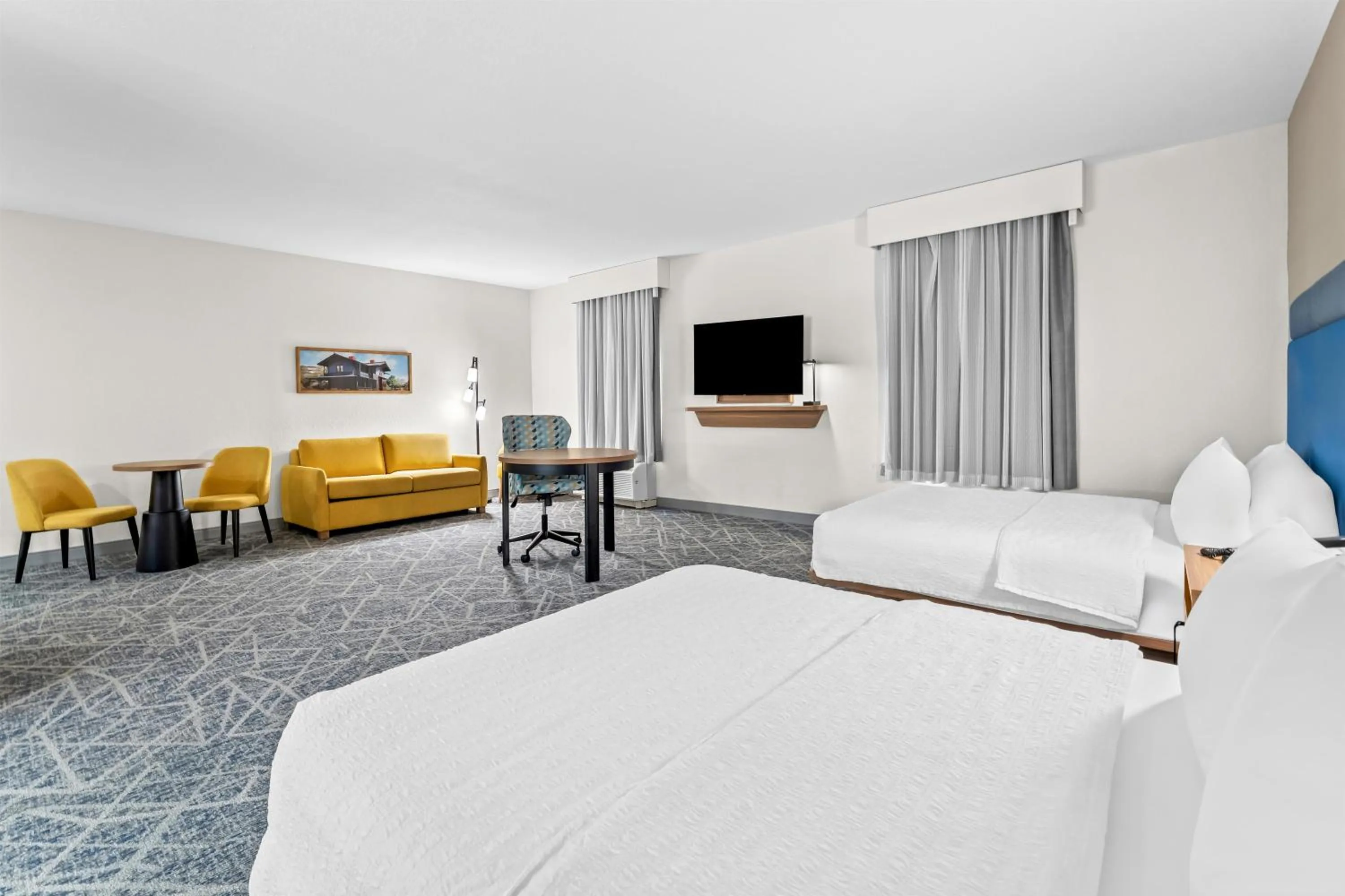 Bedroom, Bed in Hampton Inn & Suites Tifton