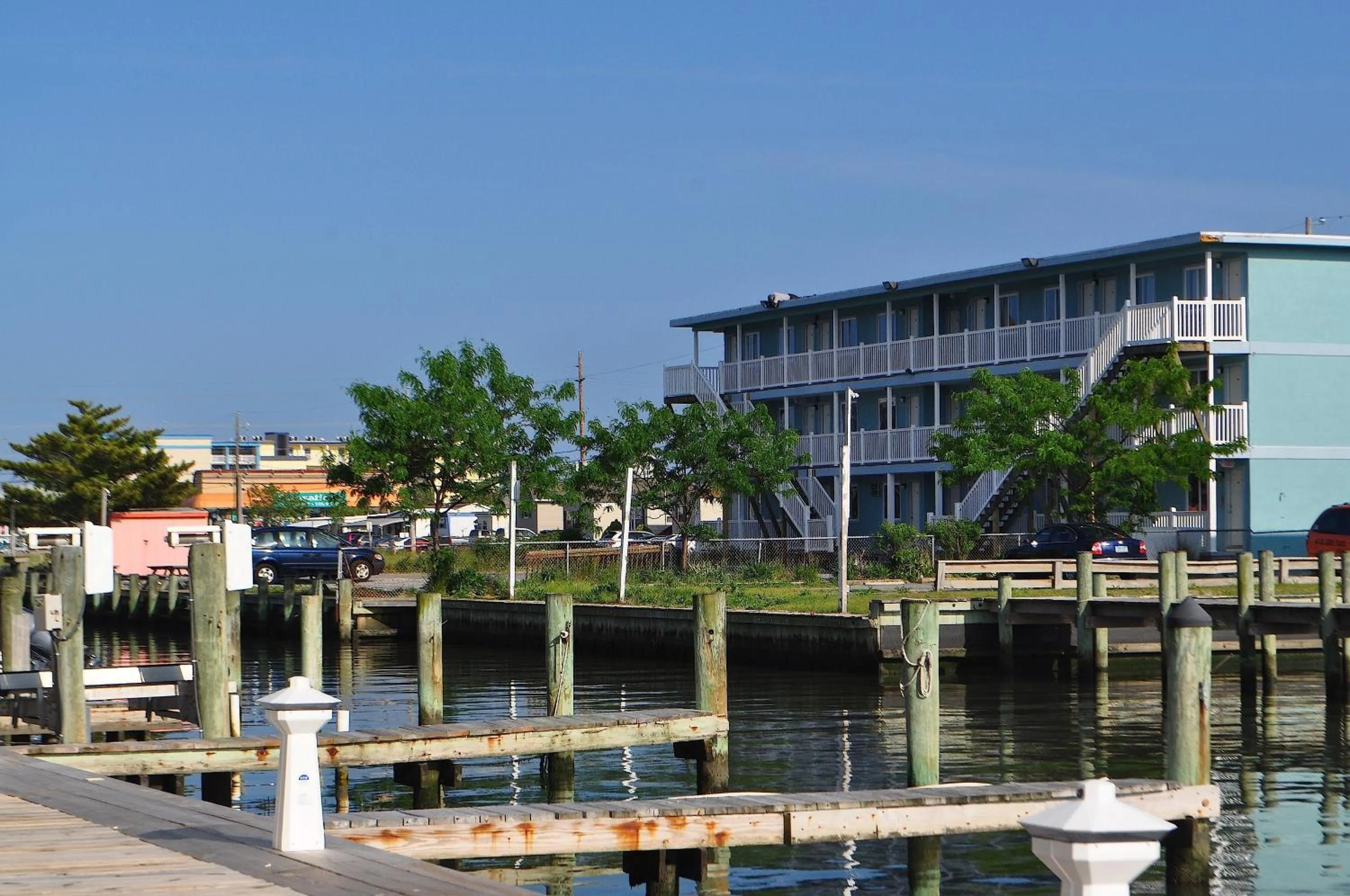 Facade/entrance in Spindrift Motel