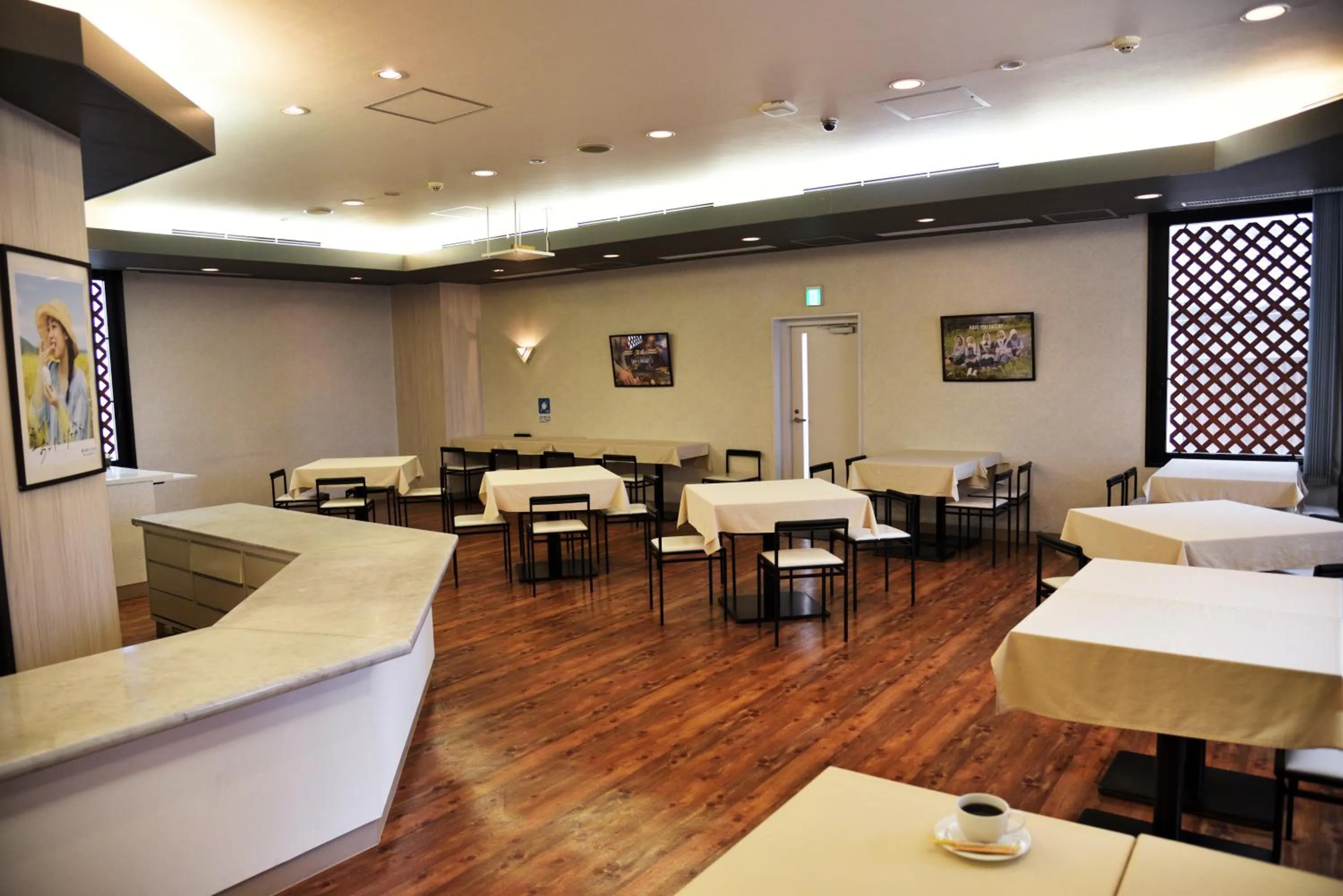 Restaurant/places to eat in Court Hotel Niigata