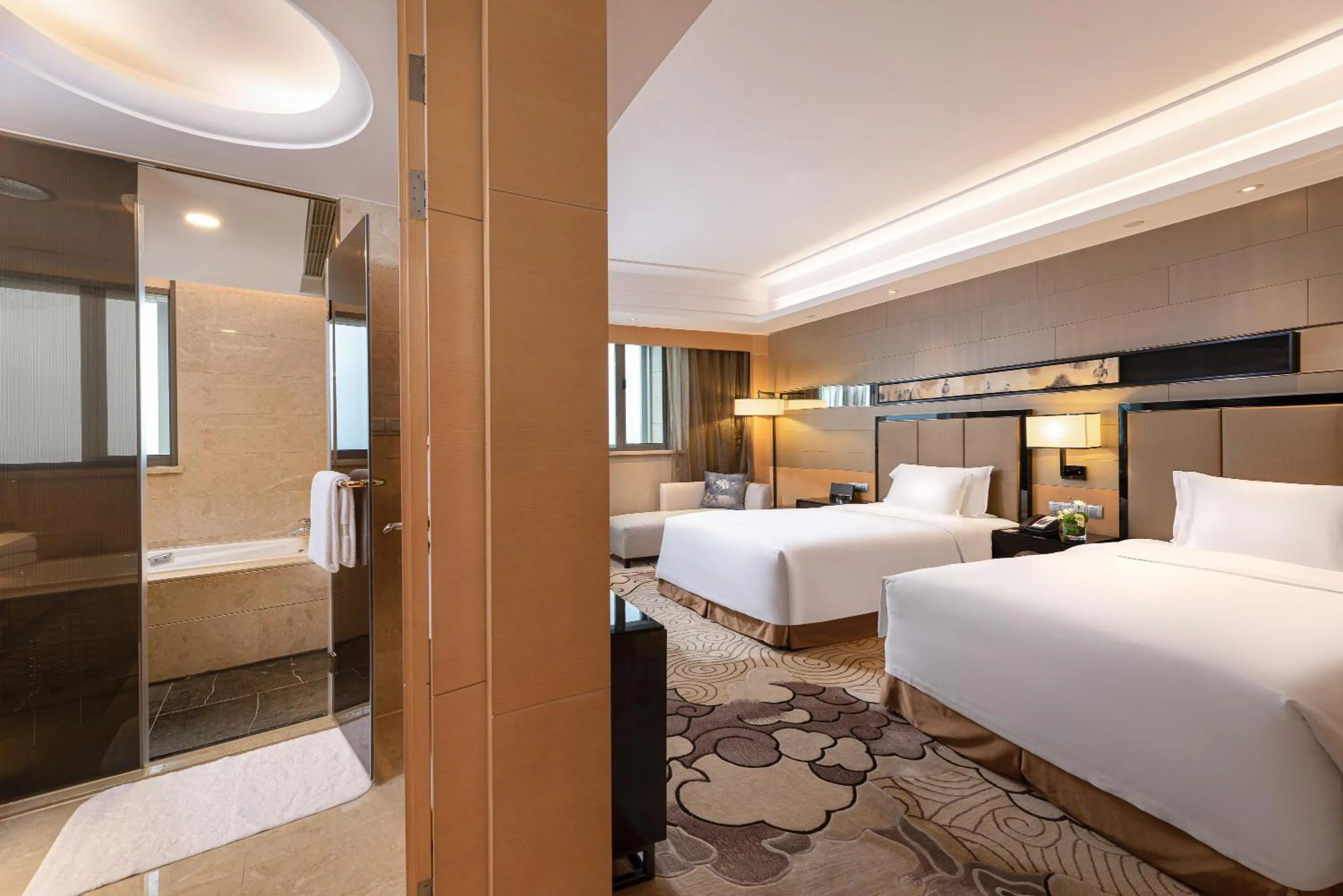 Bed in Crowne Plaza Xi'an by IHG