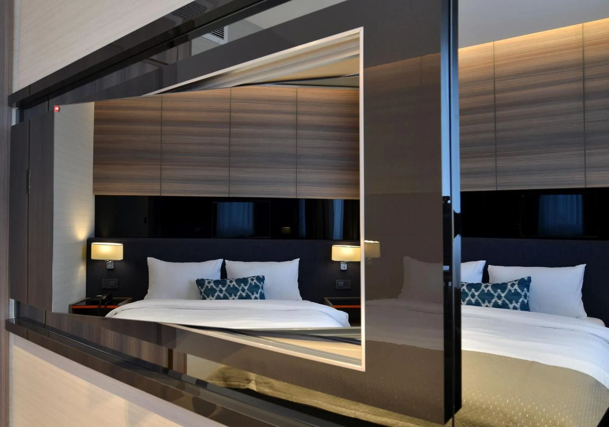 Bedroom, Bed in Nish Palace Exlusive Suites