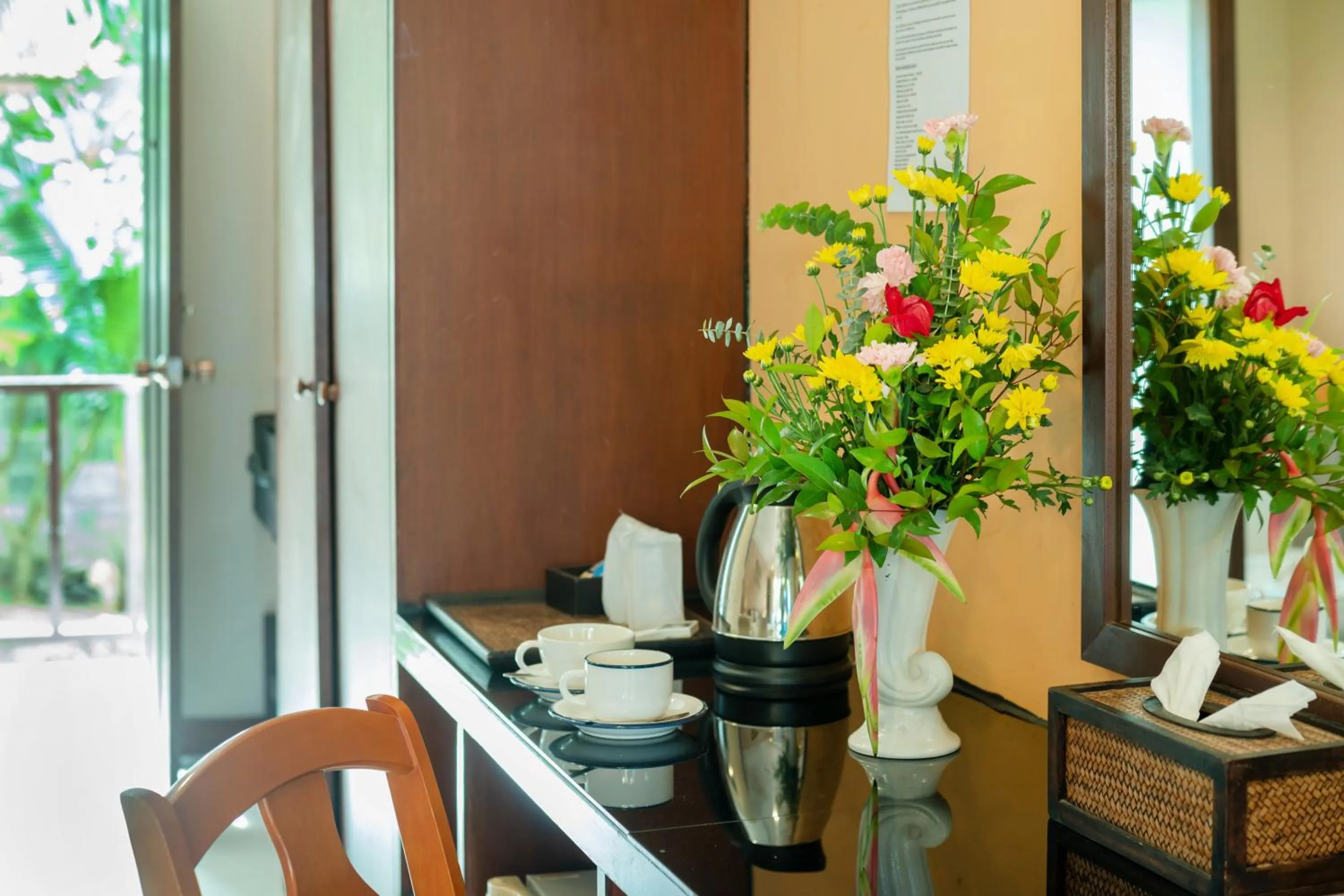 Dining area in The Florist Resort