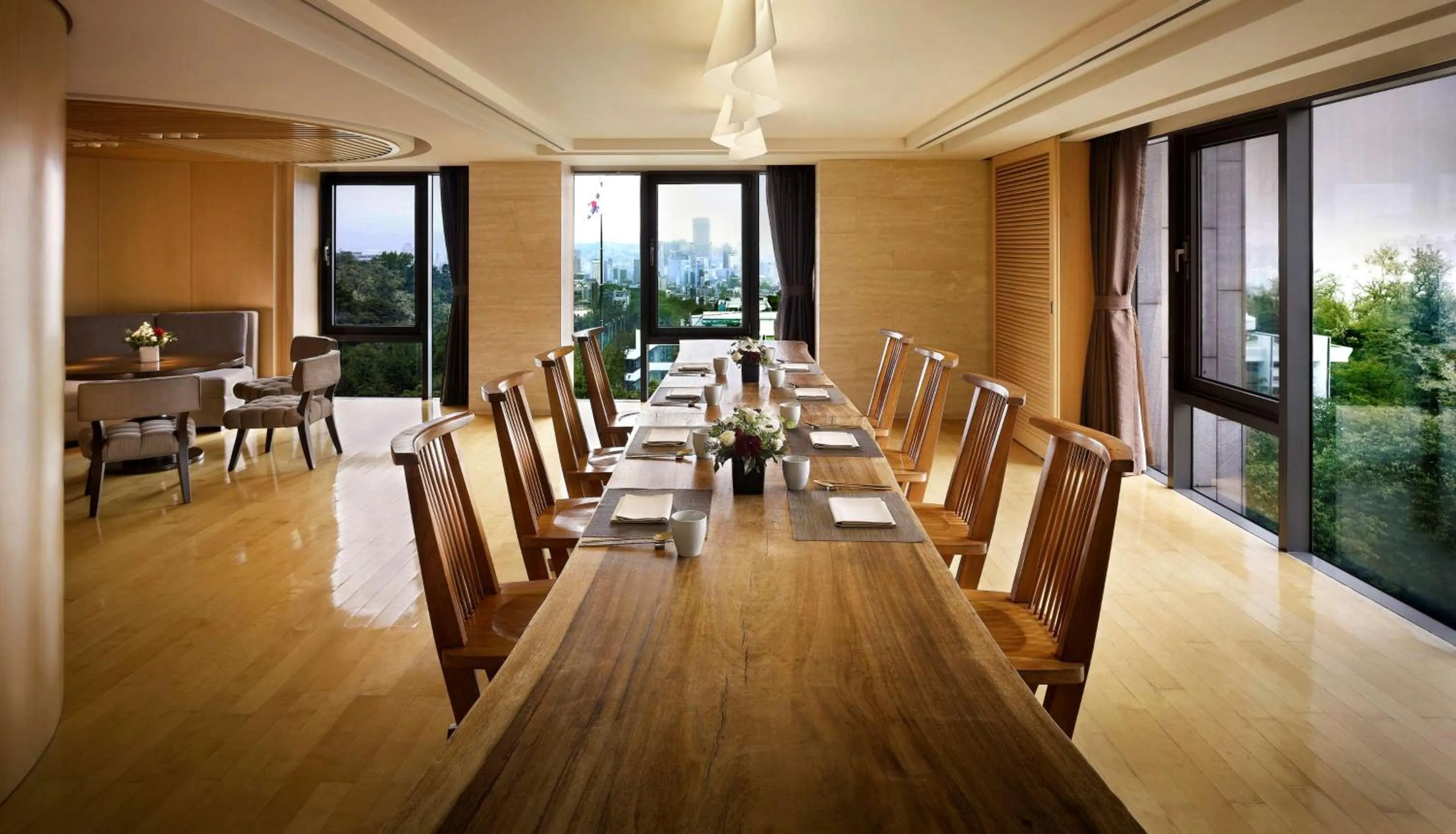 Restaurant/places to eat in Banyan Tree Club & Spa Seoul