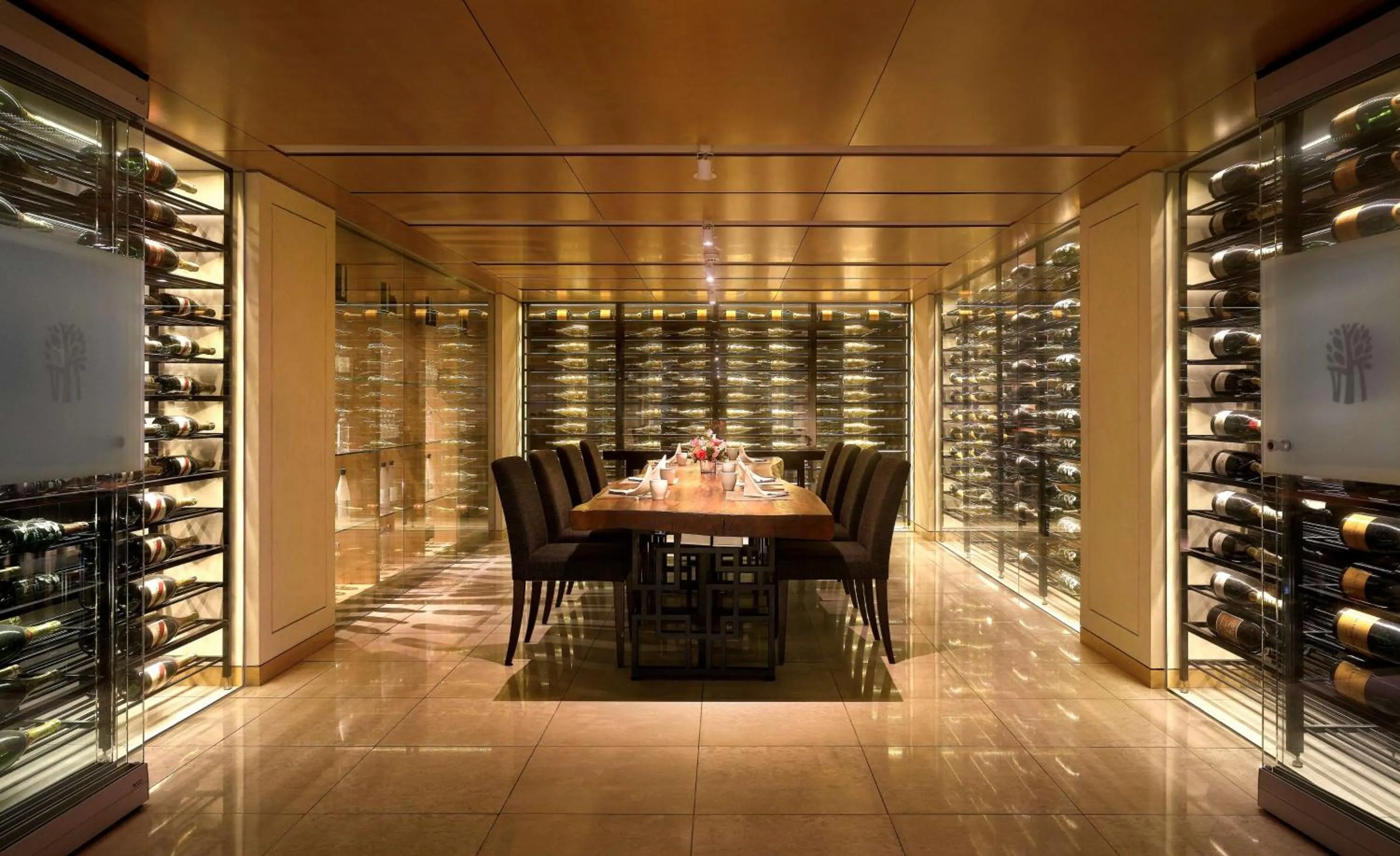 Restaurant/places to eat in Banyan Tree Club & Spa Seoul