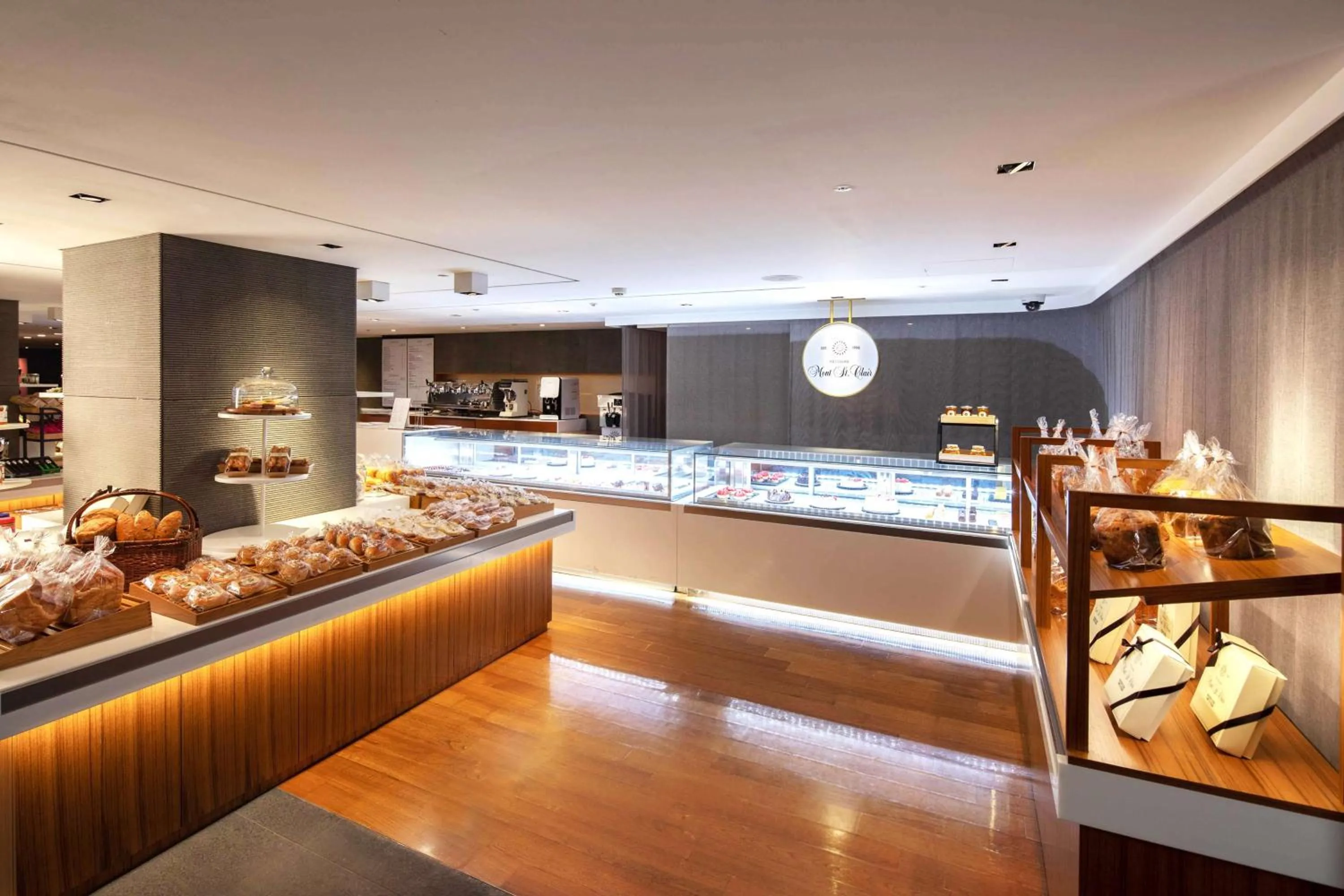 Restaurant/places to eat in Banyan Tree Club & Spa Seoul