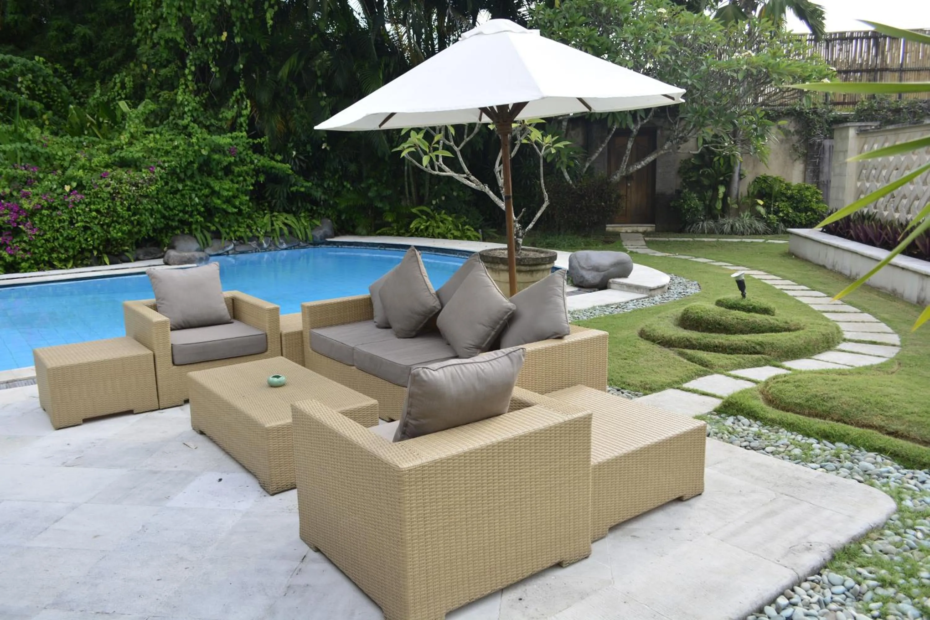 Garden view in Sienna Villas Seminyak