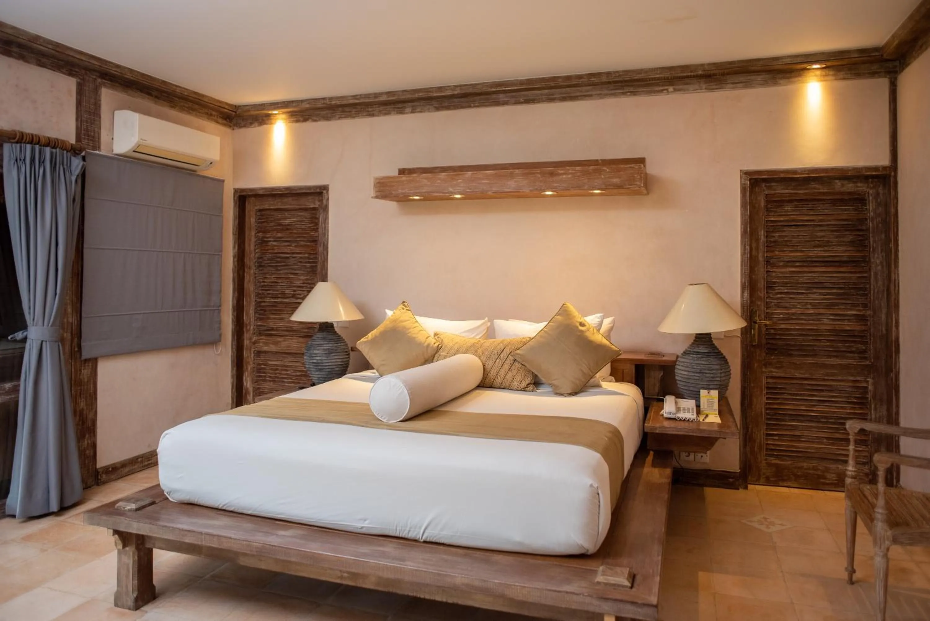 Bedroom, Bed in Sienna Villas Seminyak