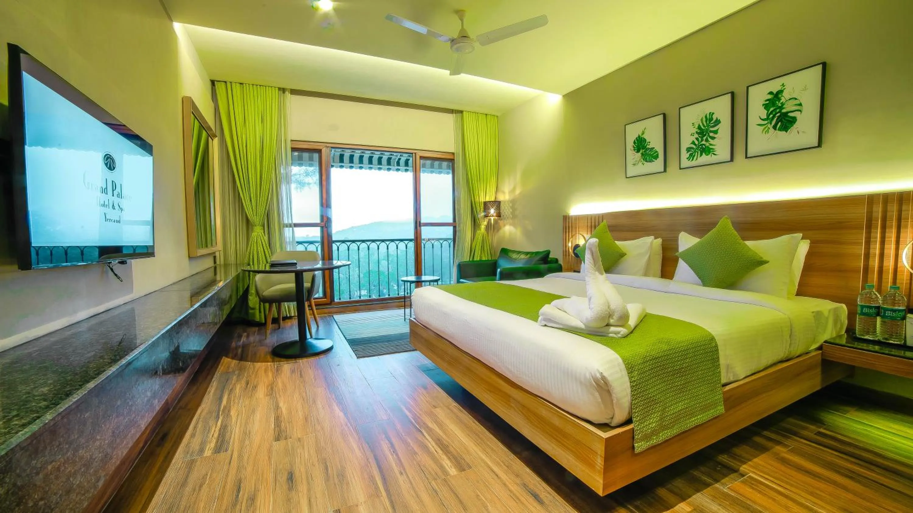 Bed in Grand Palace Hotel & Spa