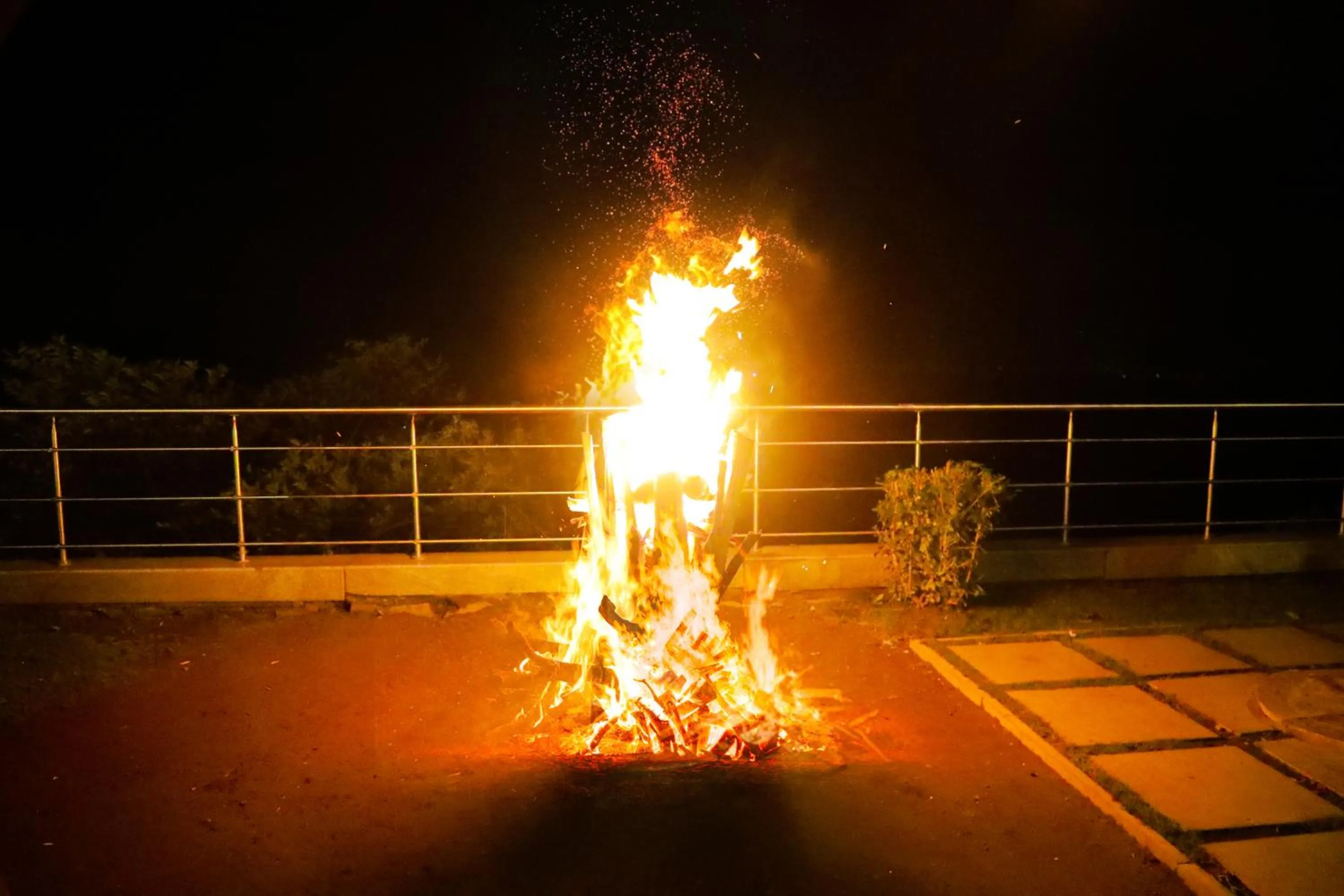 flat iron in Grand Palace Hotel & Spa