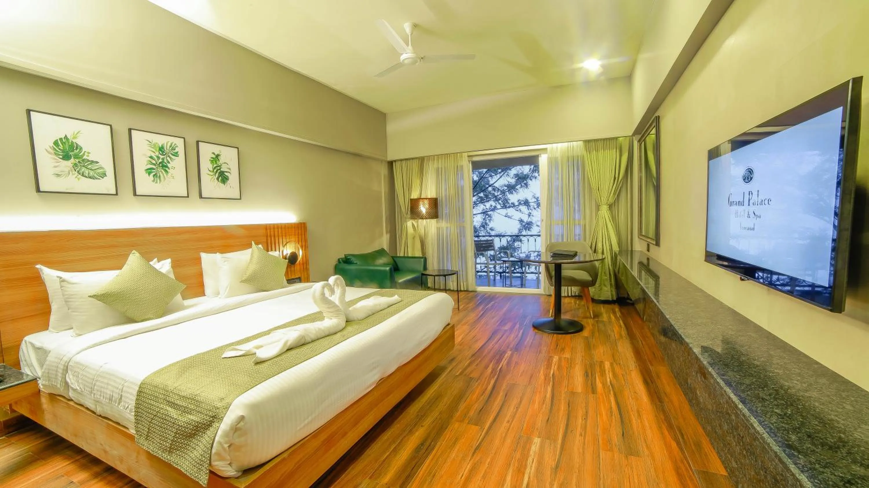 Spring, Bed in Grand Palace Hotel & Spa