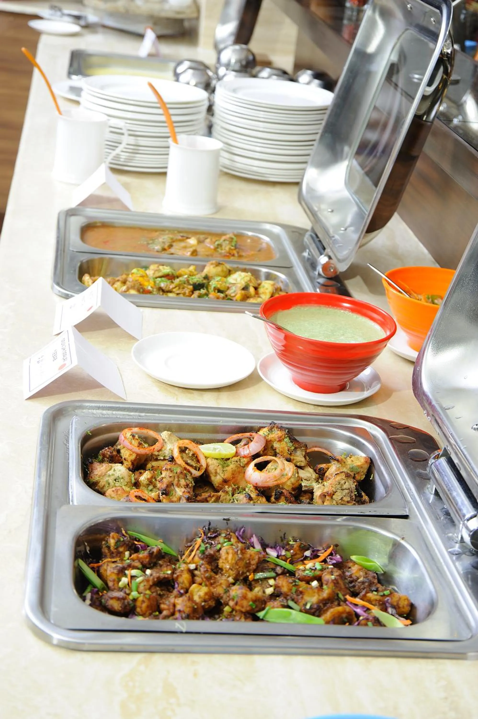 Restaurant/places to eat in Grand Palace Hotel & Spa