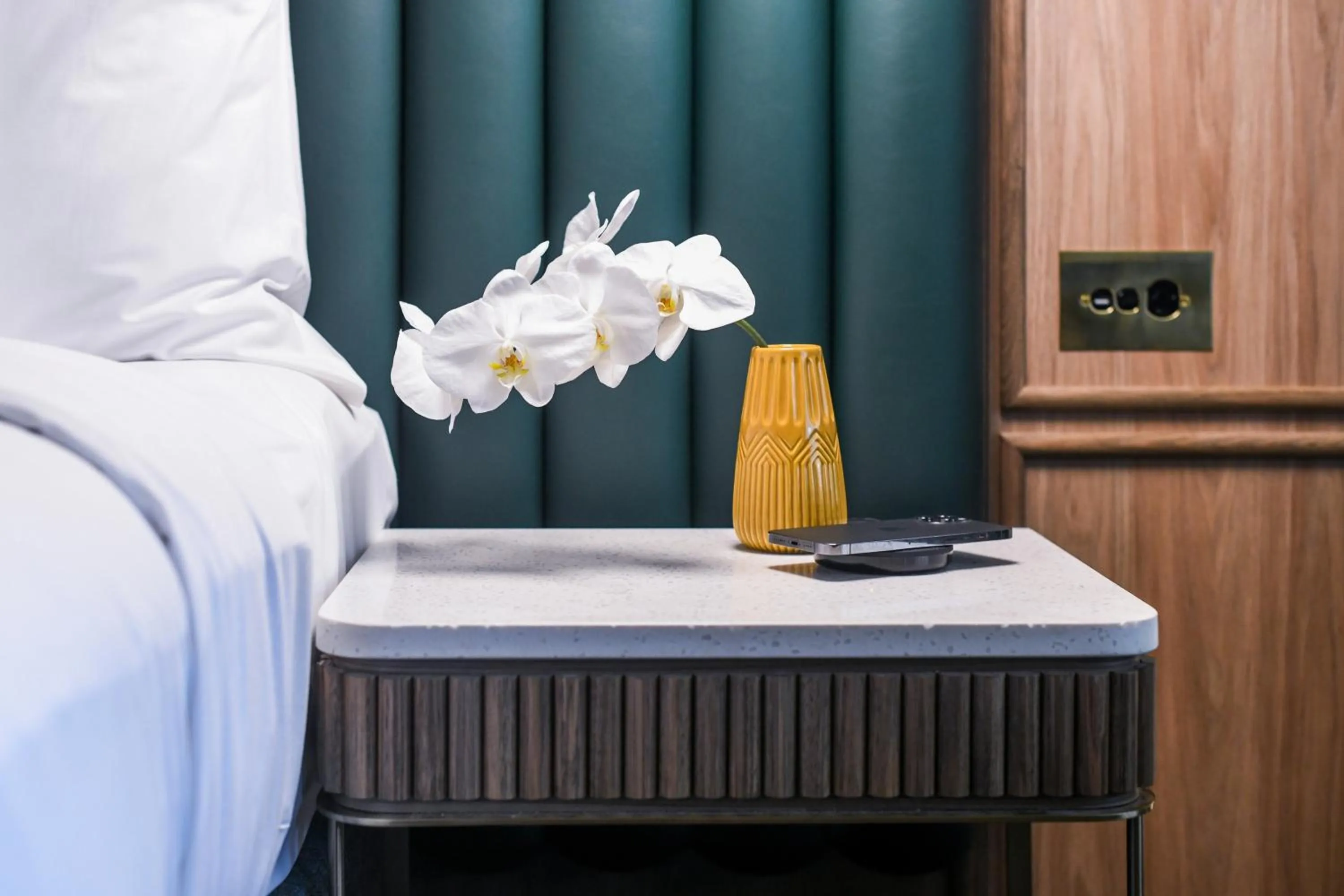 Decorative detail, Bed in Powerhouse Hotel Tamworth by Rydges