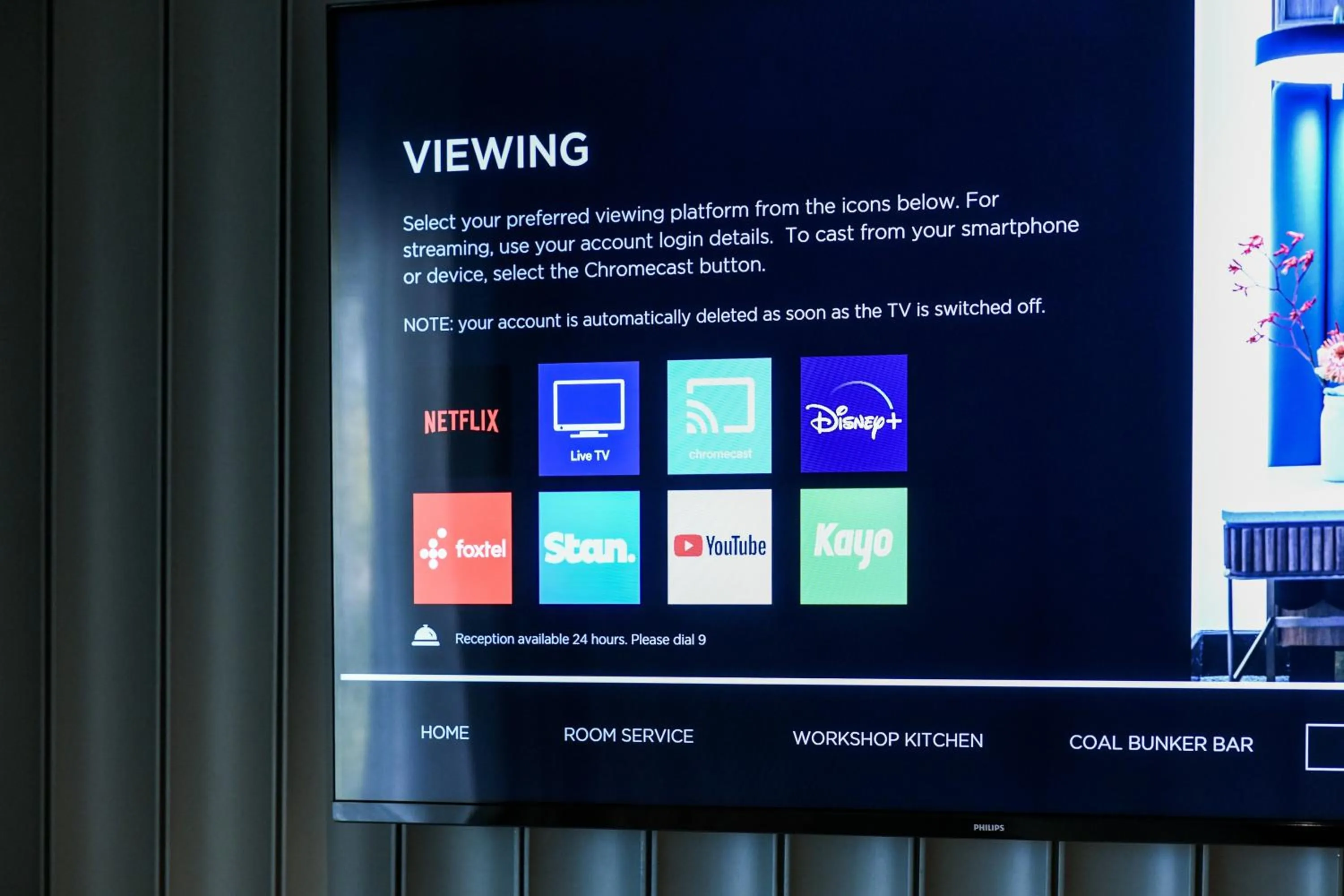 TV and multimedia in Powerhouse Hotel Tamworth by Rydges