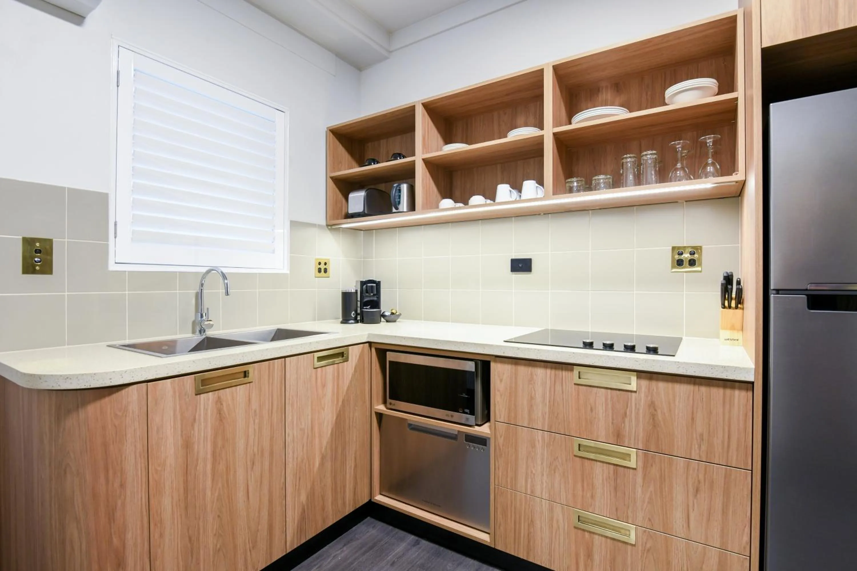 kitchen in Powerhouse Hotel Tamworth by Rydges