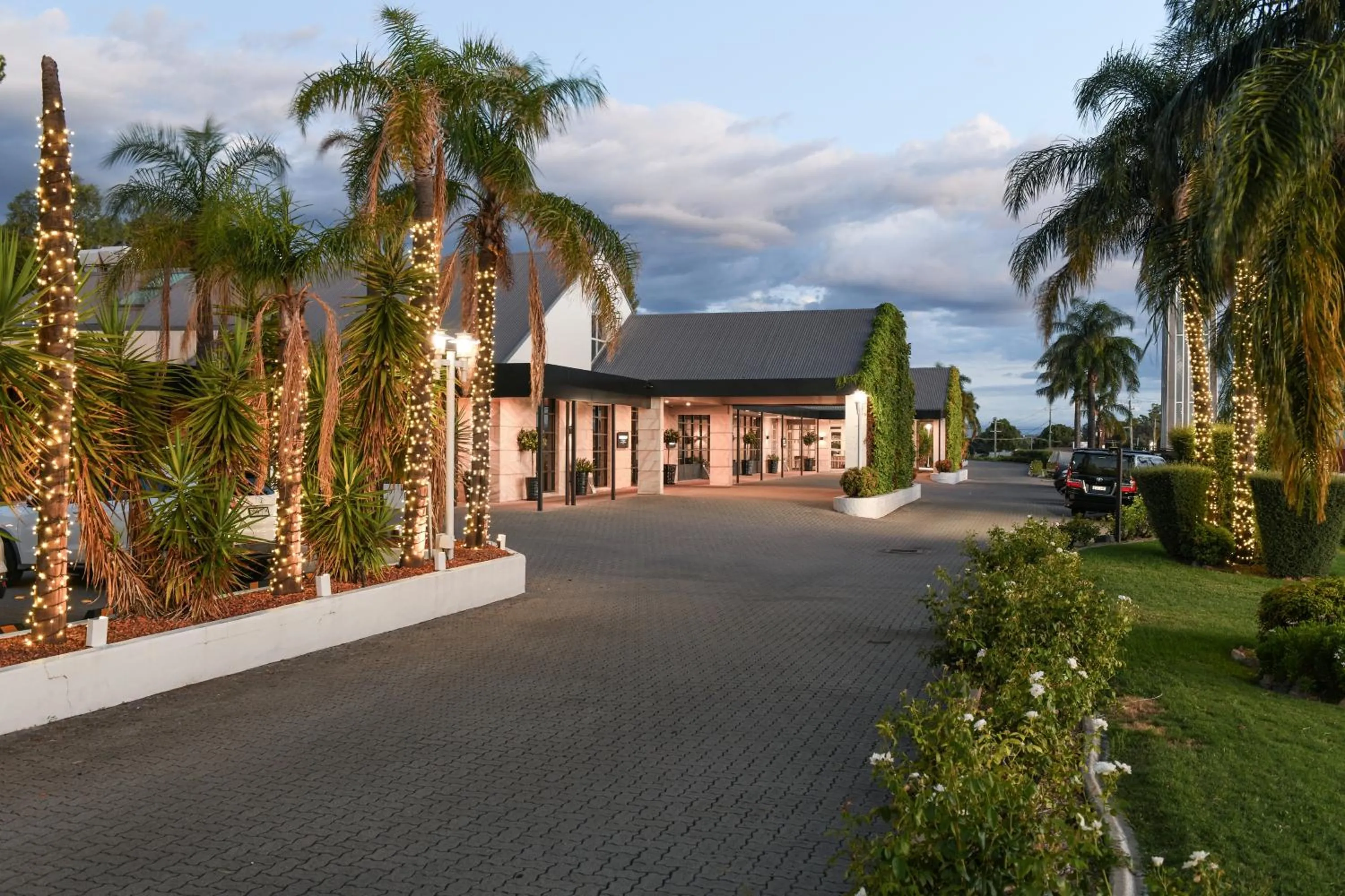 Property building in Powerhouse Hotel Tamworth by Rydges