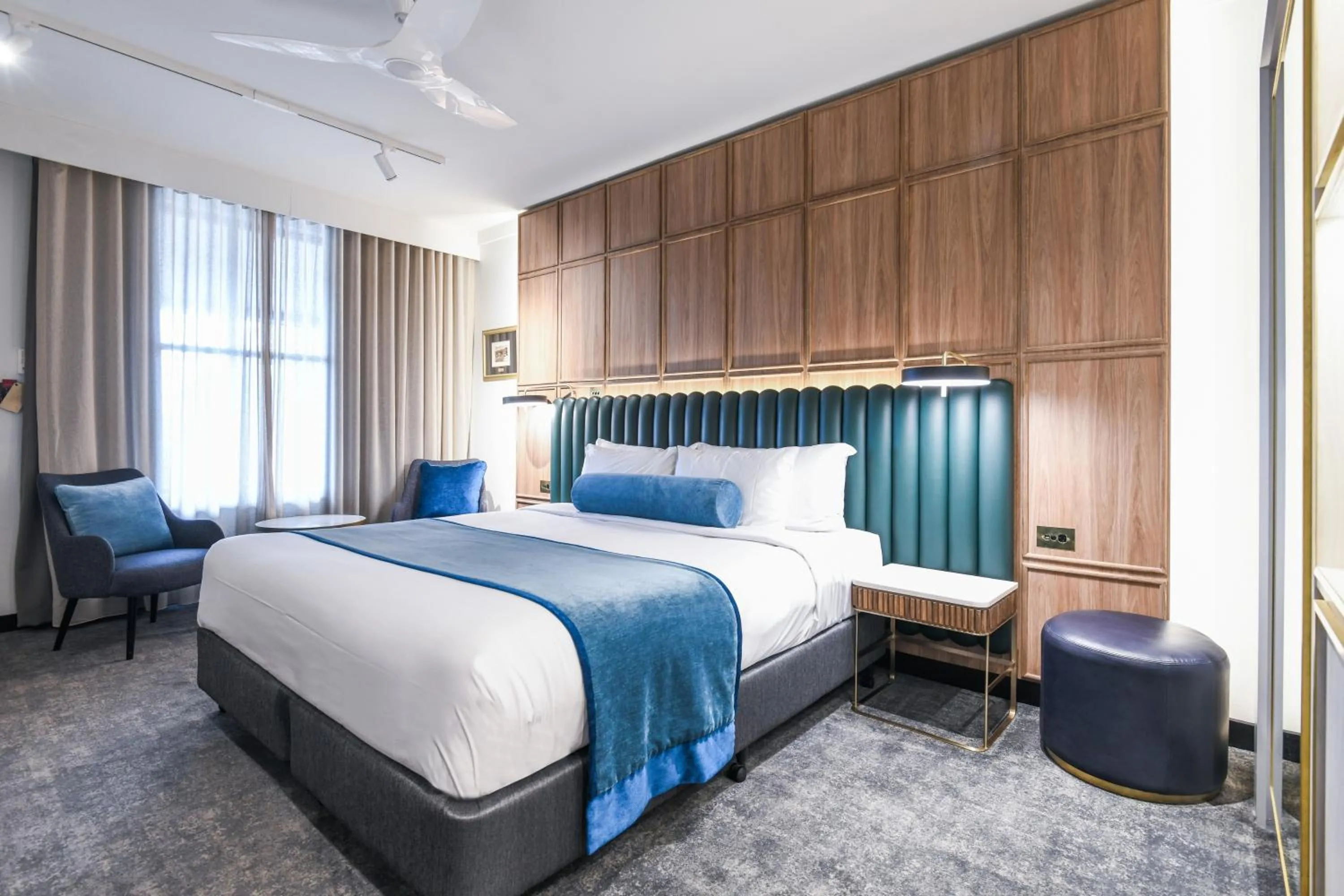 Bed in Powerhouse Hotel Tamworth by Rydges