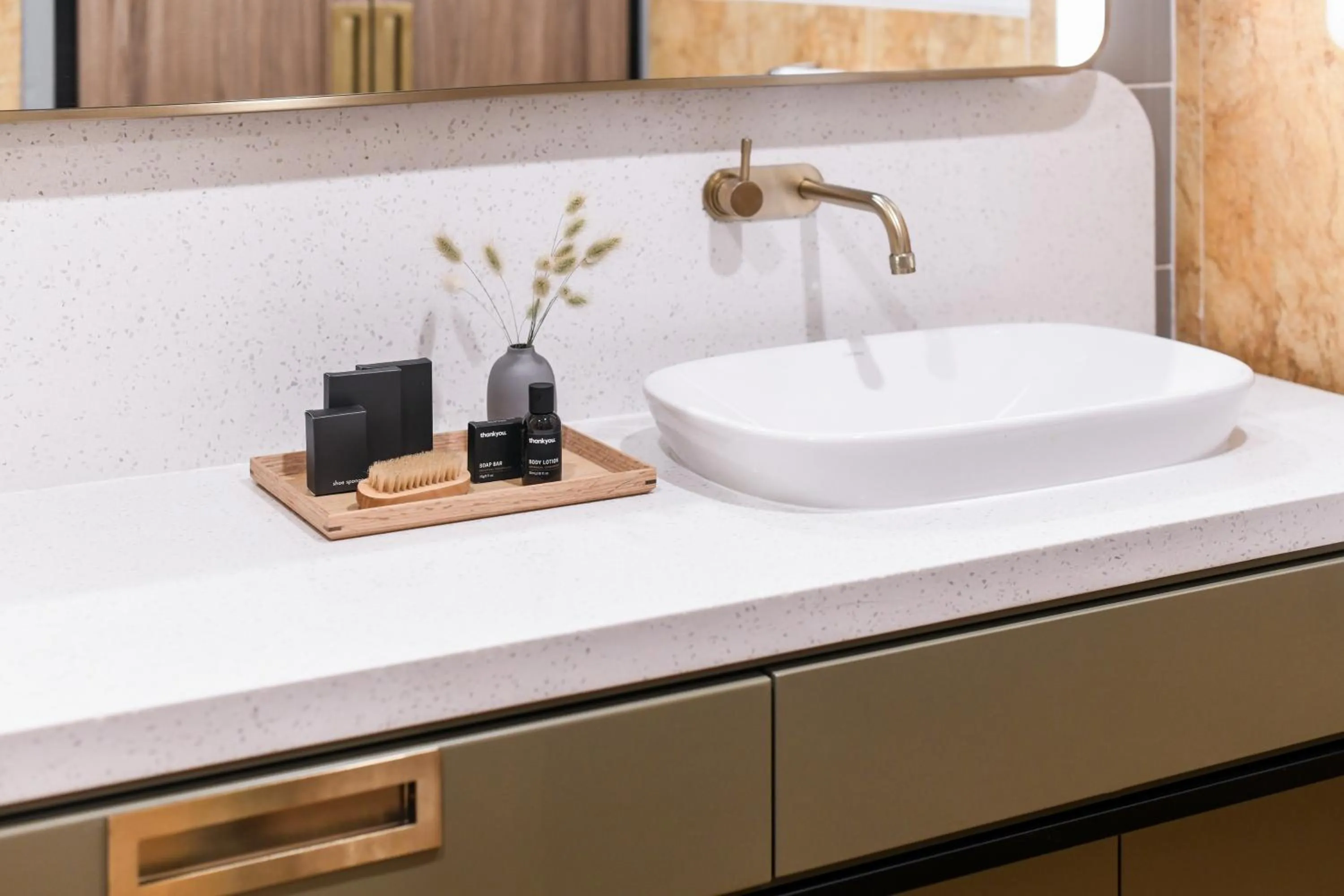 Bathroom in Powerhouse Hotel Tamworth by Rydges