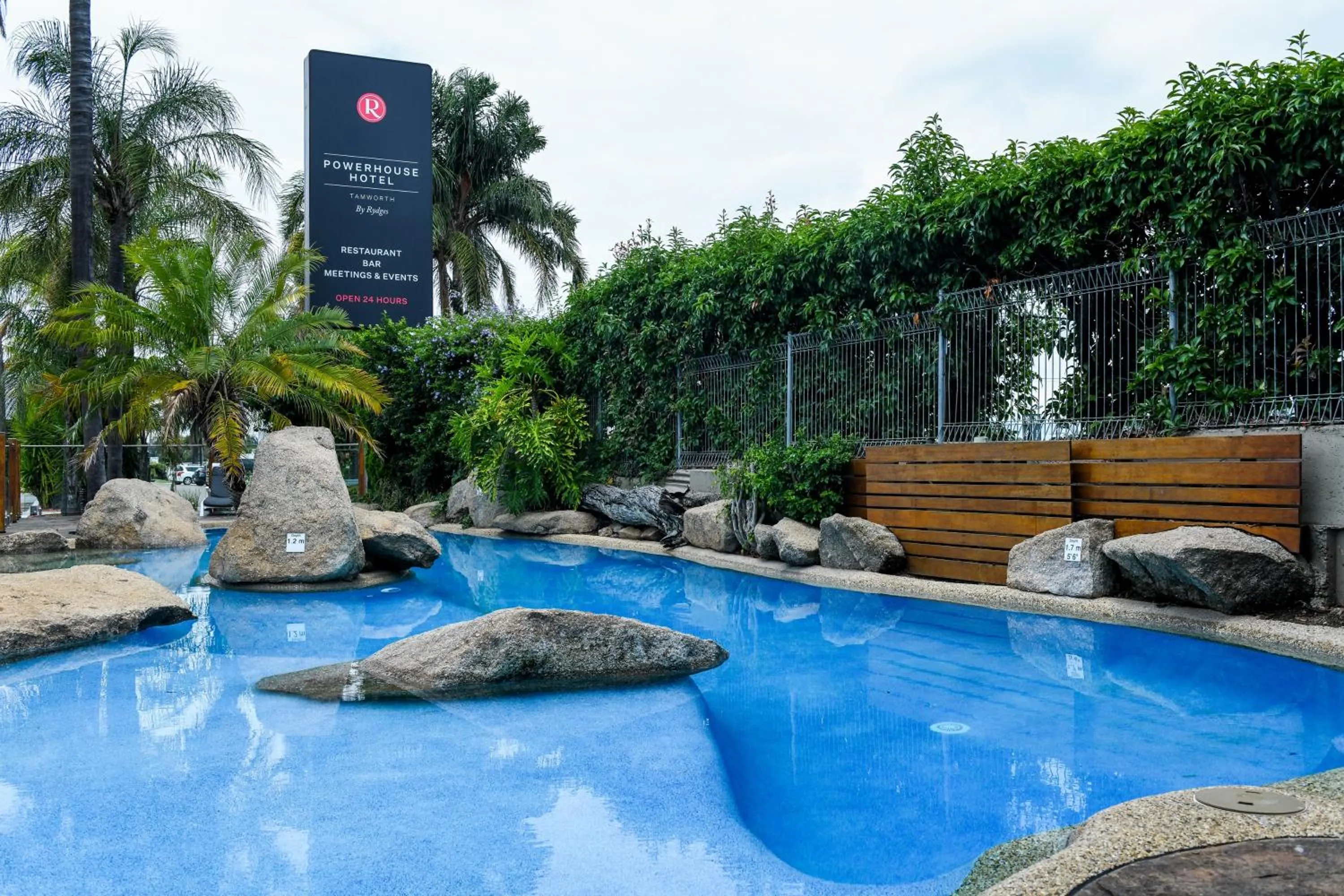 Swimming pool in Powerhouse Hotel Tamworth by Rydges