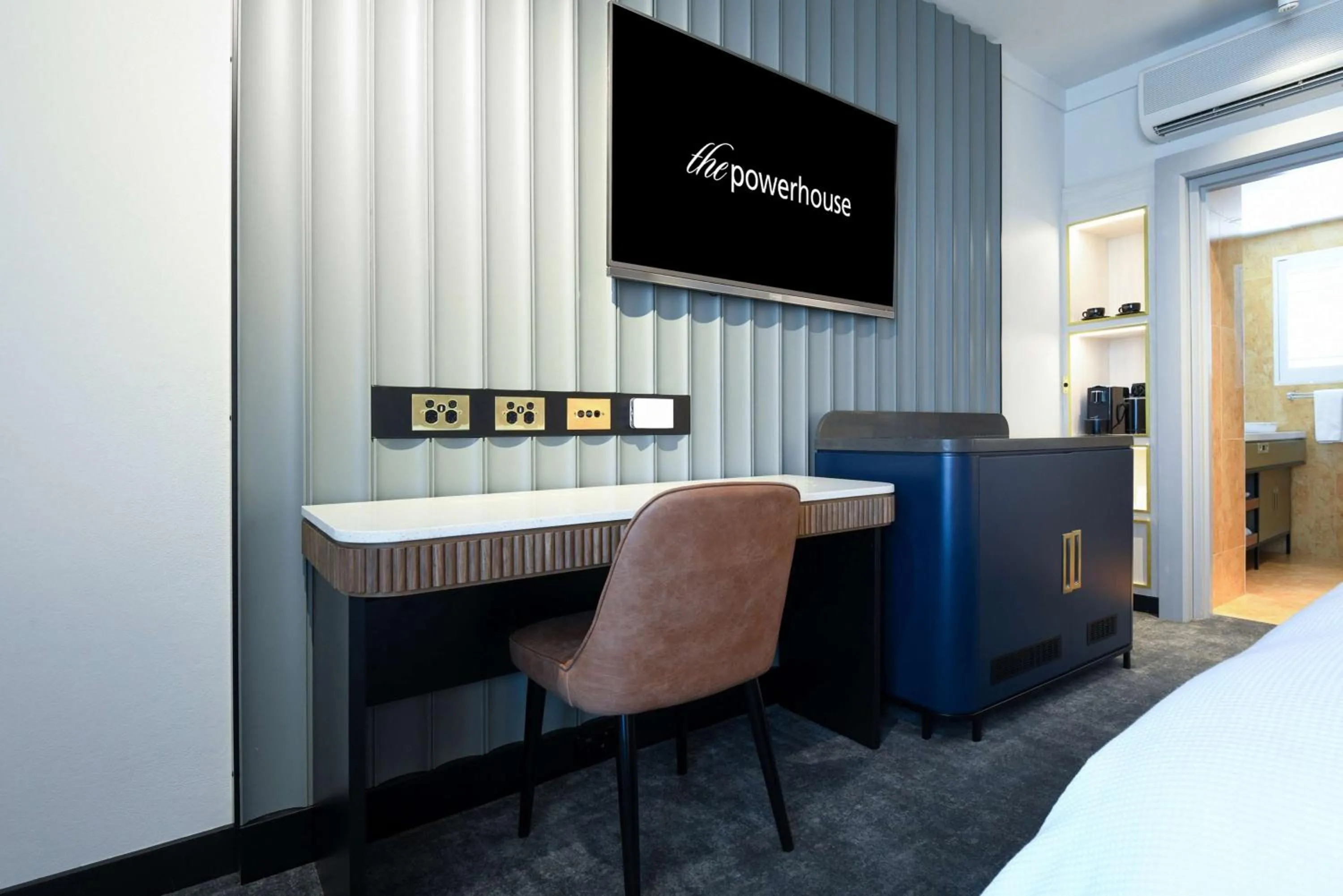 Photo of the whole room, Bed in Powerhouse Hotel Tamworth by Rydges