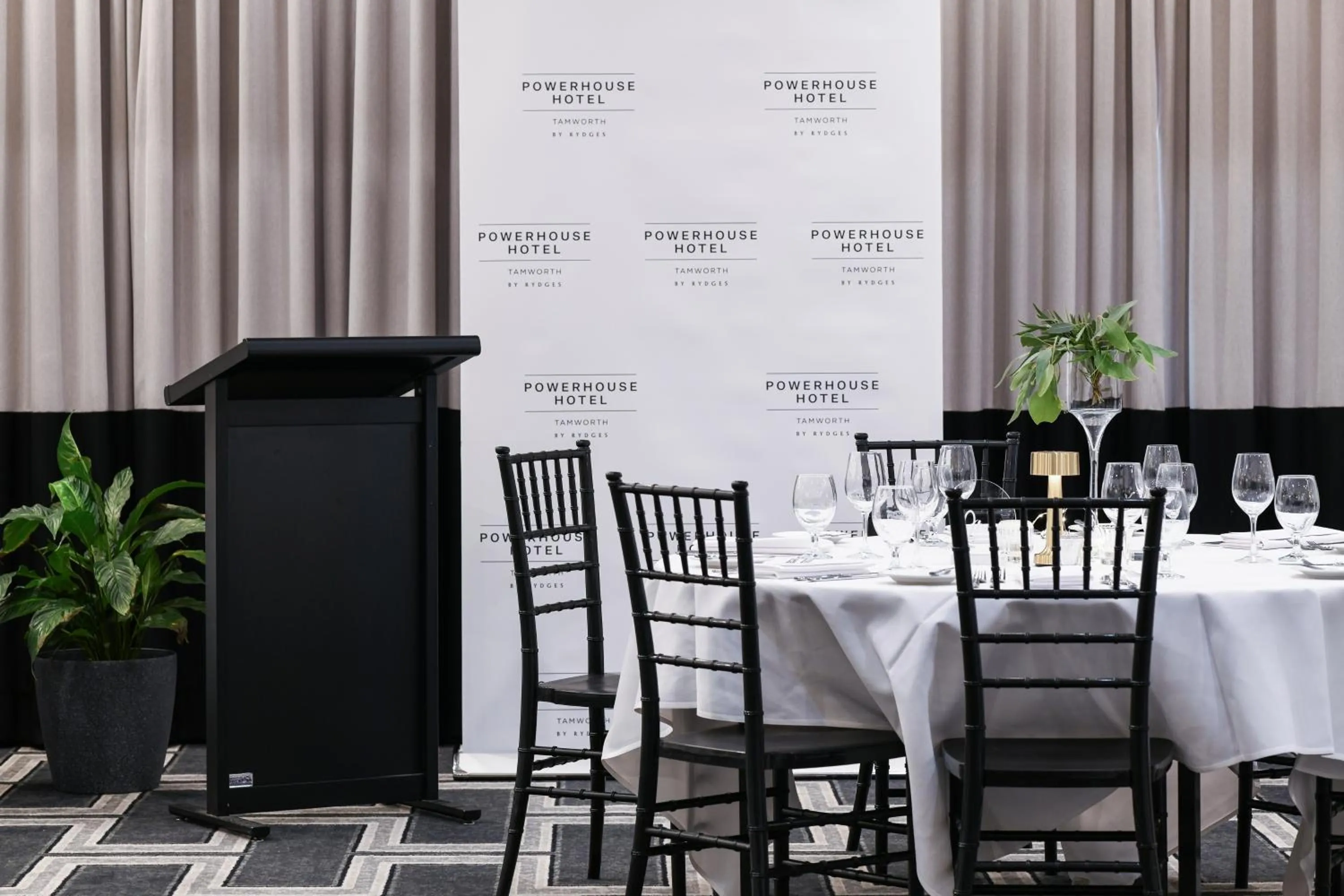 Banquet/Function facilities in Powerhouse Hotel Tamworth by Rydges