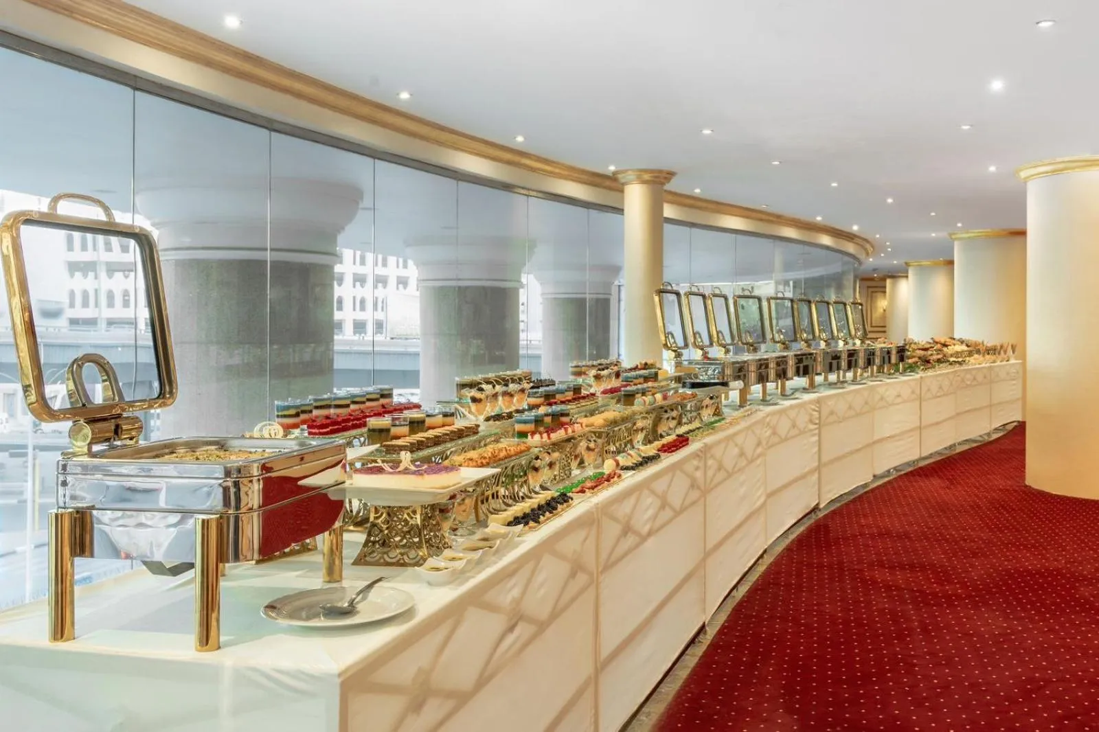 Restaurant/places to eat in Palestine Hotel Makkah