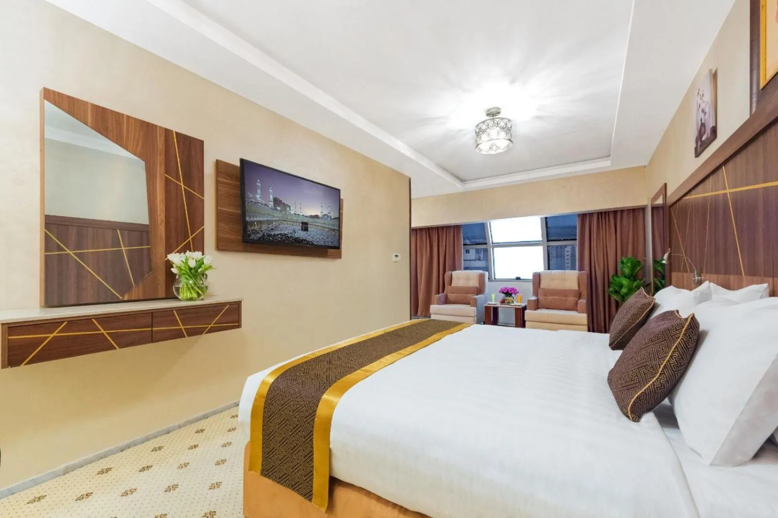 Bed in Palestine Hotel Makkah