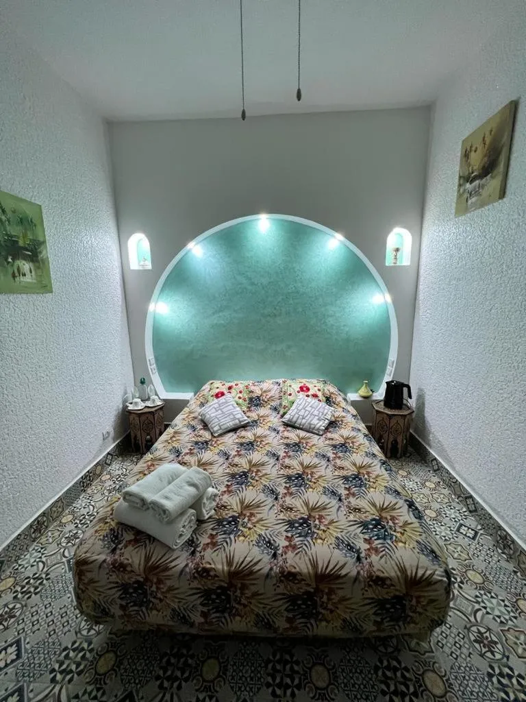 Photo of the whole room, Bed in Riad Les Chtis D'Agadir