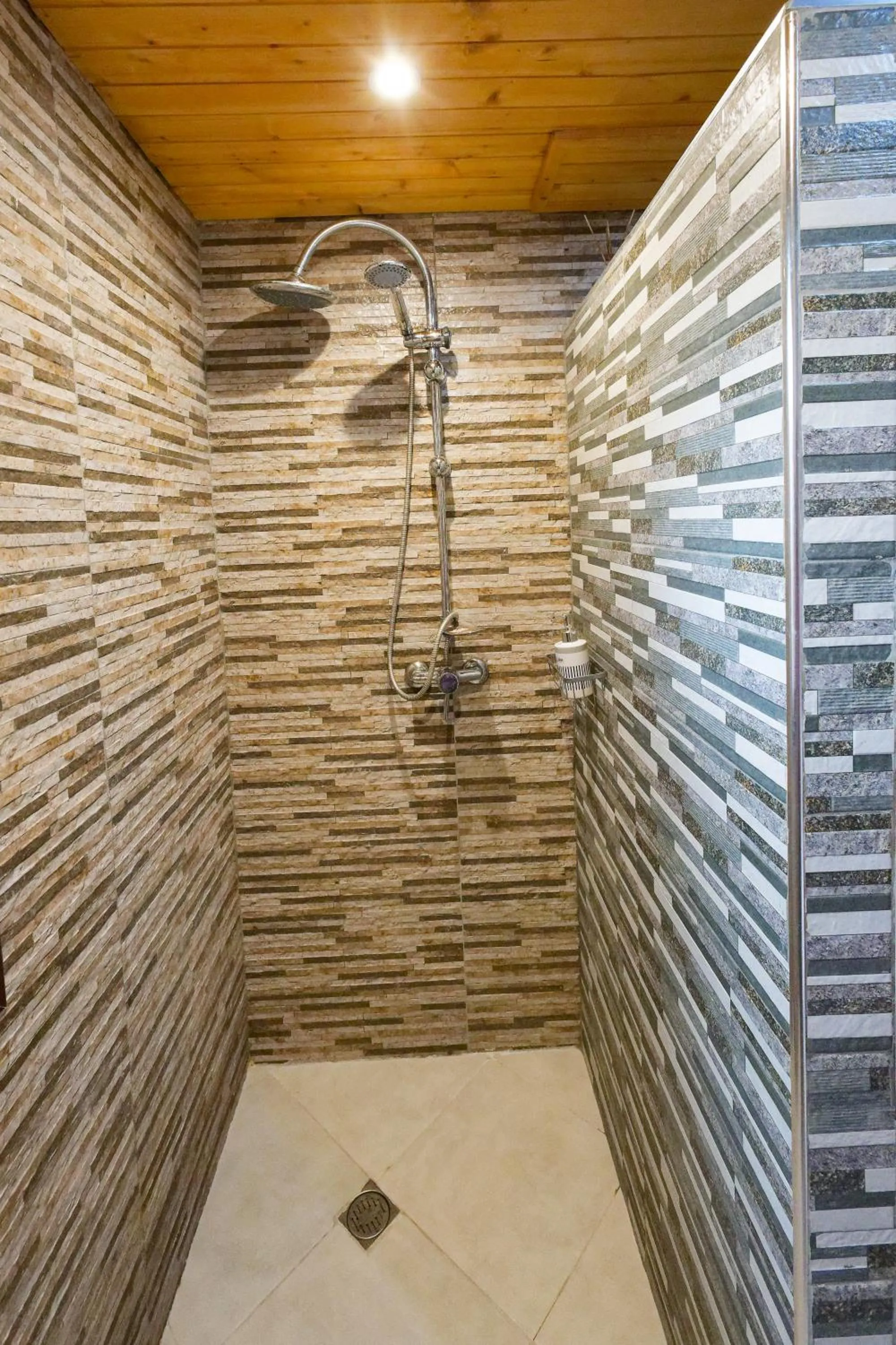 Shower in Riad Les Chtis D'Agadir