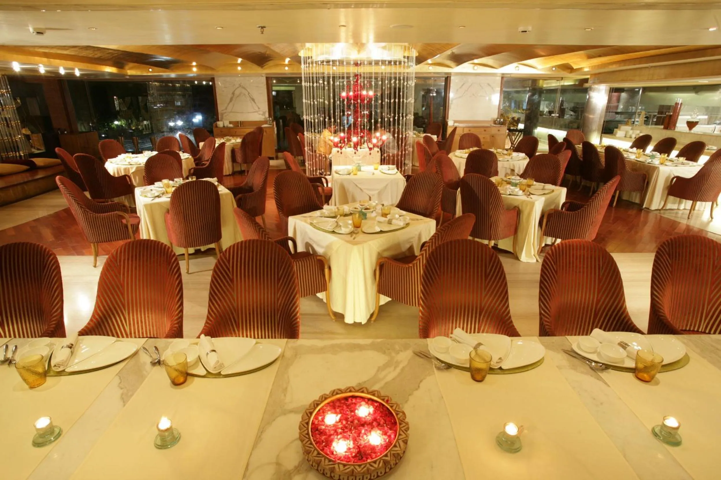 Restaurant/places to eat in Jaypee Siddharth