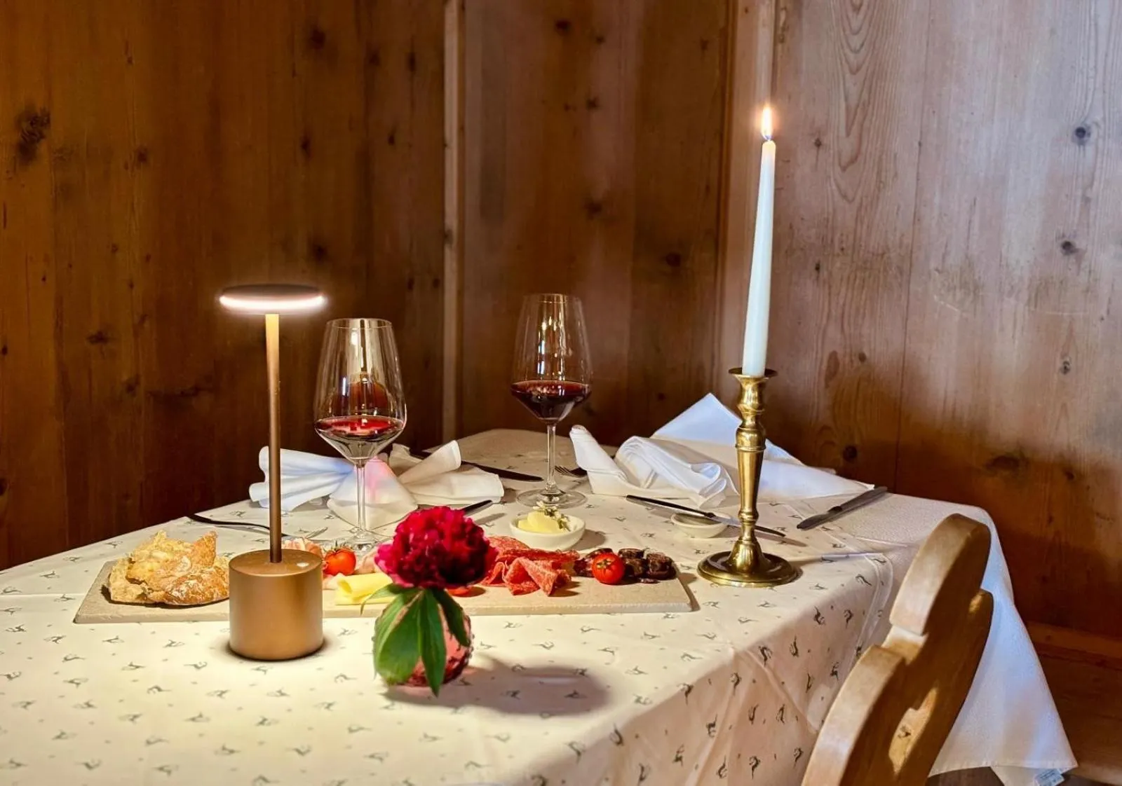 Food and drinks in Hotel Alpenland