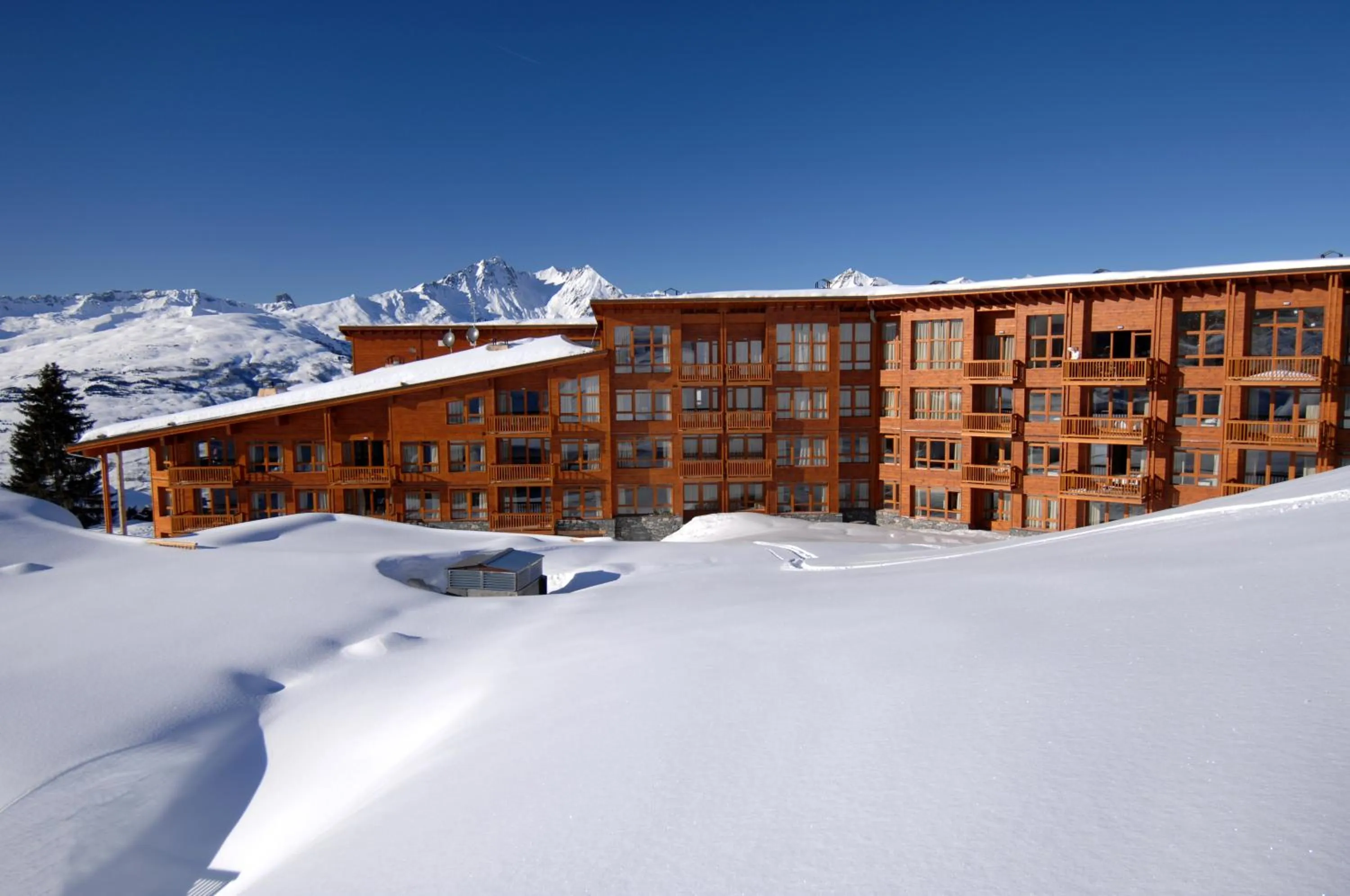 Facade/entrance in Résidence Odalys Edenarc