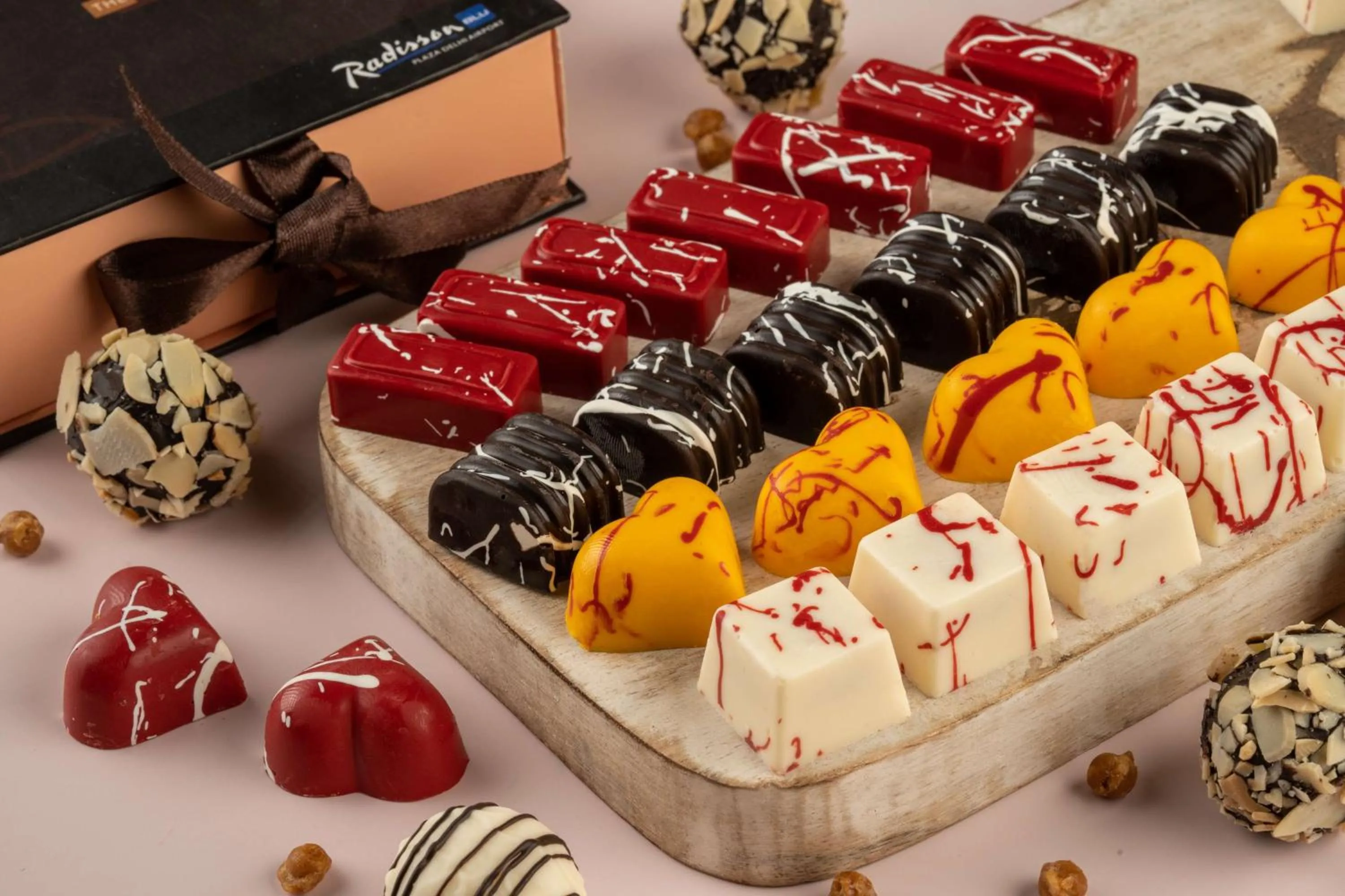 Food and drinks in Country Inn & Suites by Radisson, Gurugram Sector 12