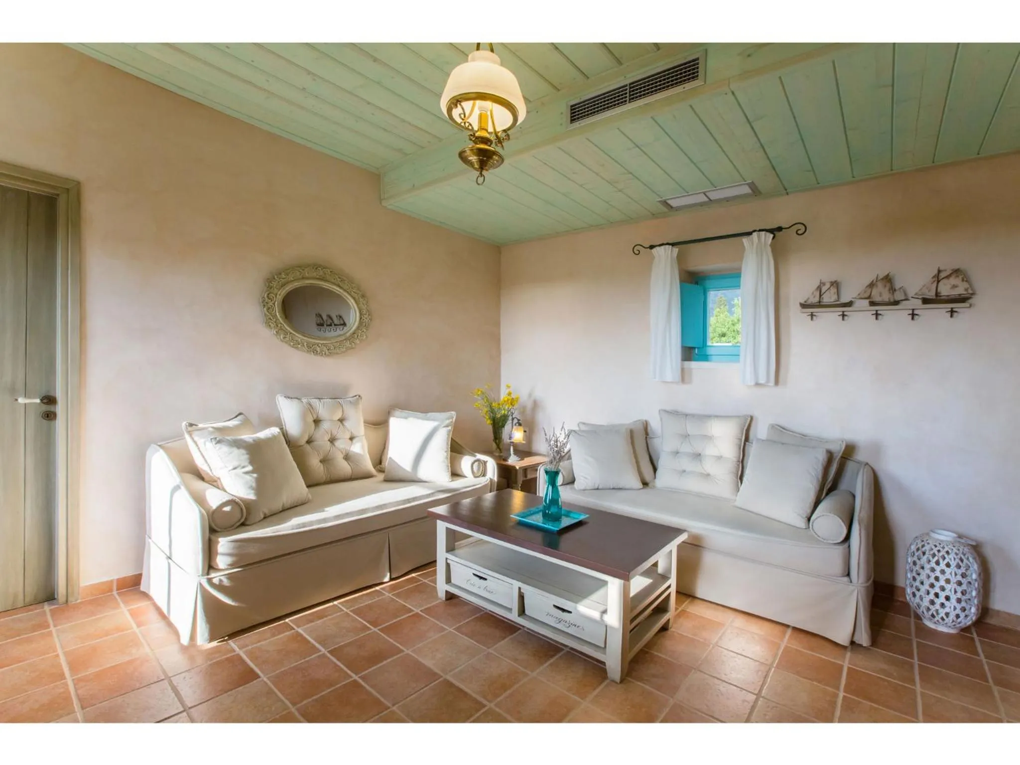 Living room in Pandora