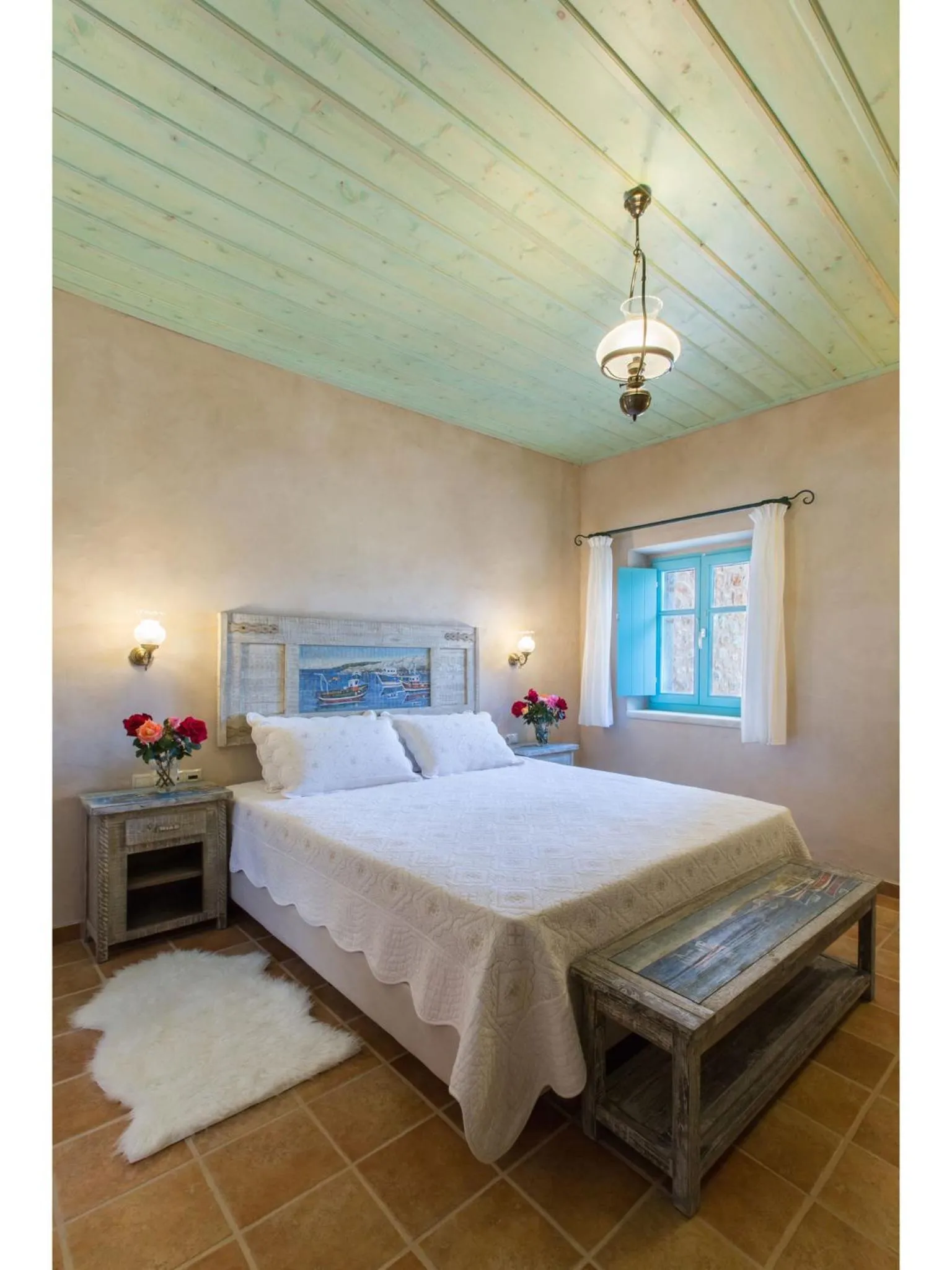 Bedroom, Bed in Pandora