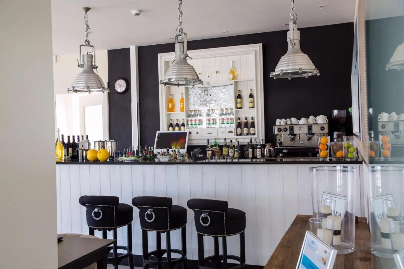 Drinks in Sidari Beach Hotel