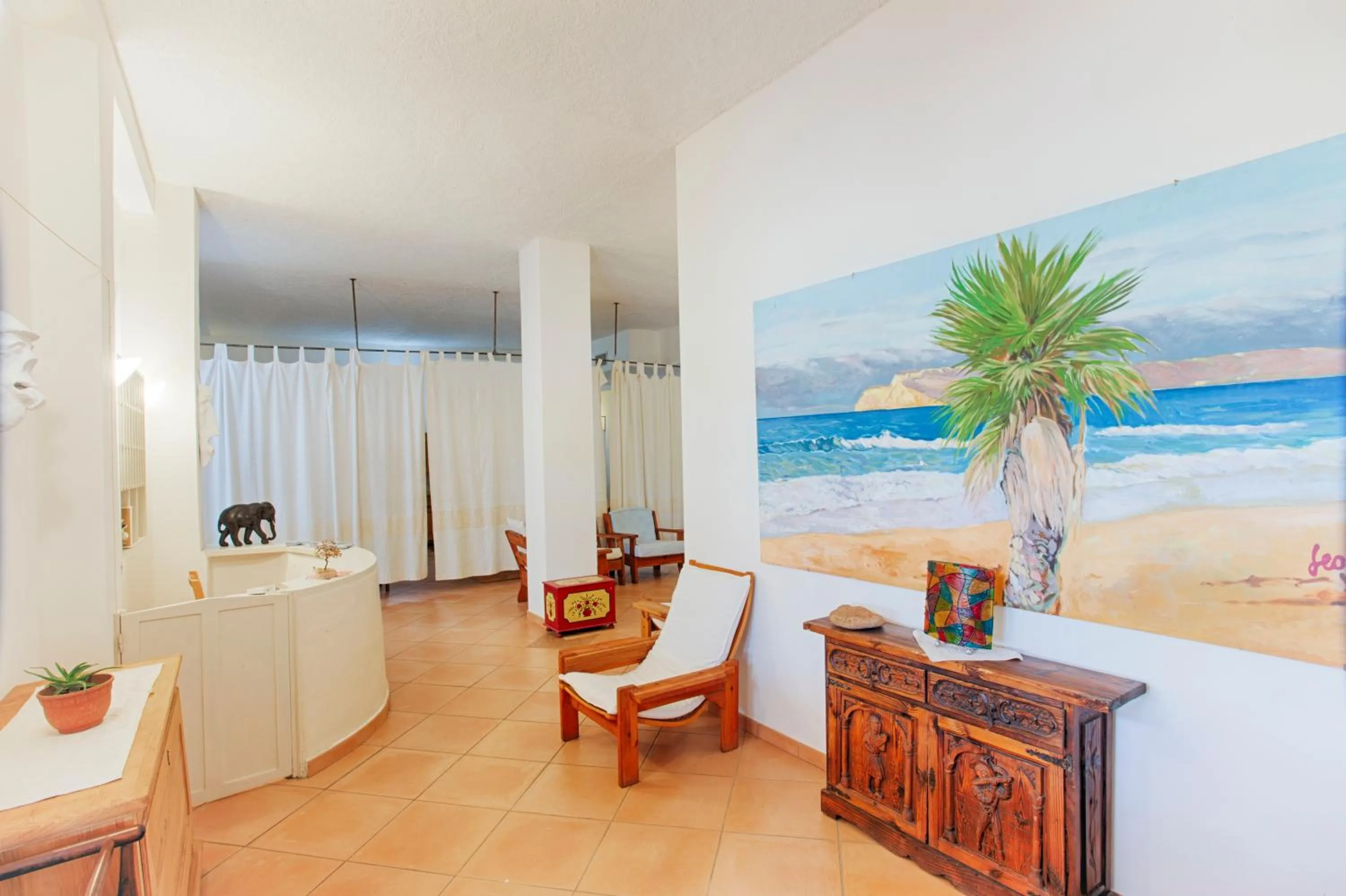 Lobby or reception in Hotel Al Faro