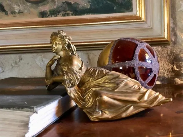 Decorative detail in Domaine des Monges