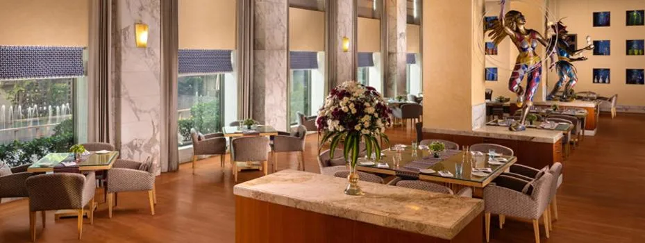 Restaurant/places to eat in Jaypee Vasant Continental