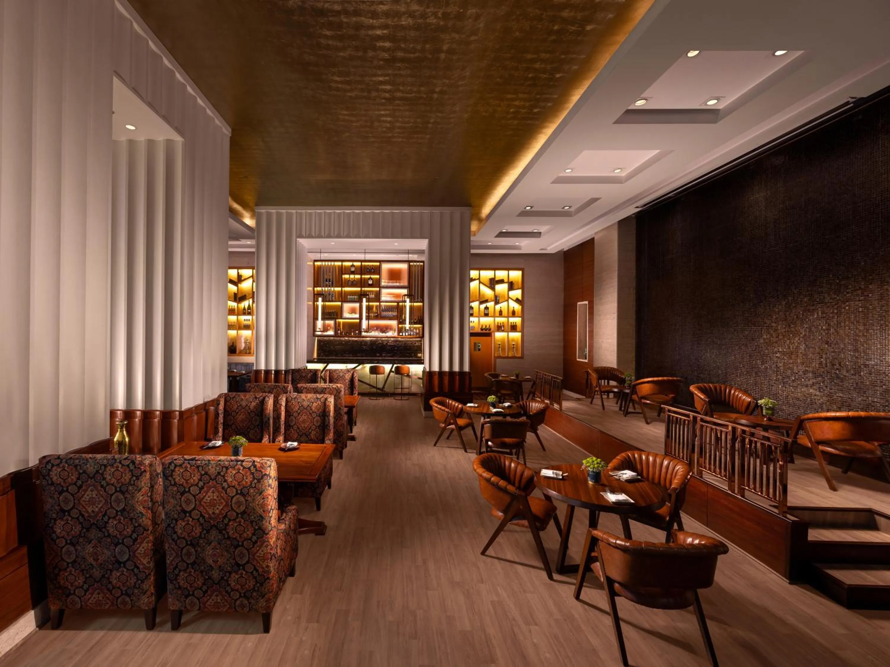 Restaurant/places to eat in Jaypee Vasant Continental